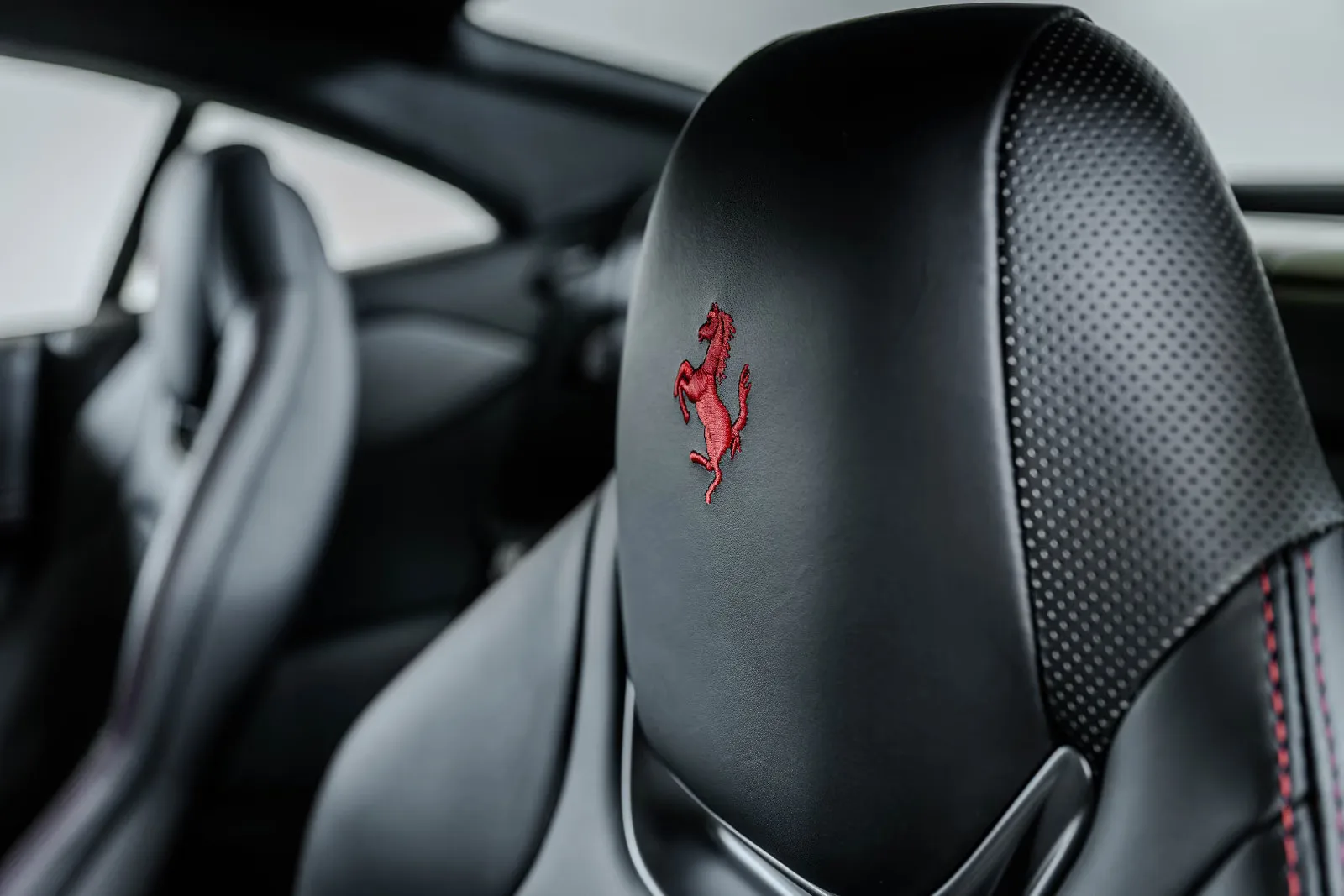 2020 Ferrari Portofino, 29/30