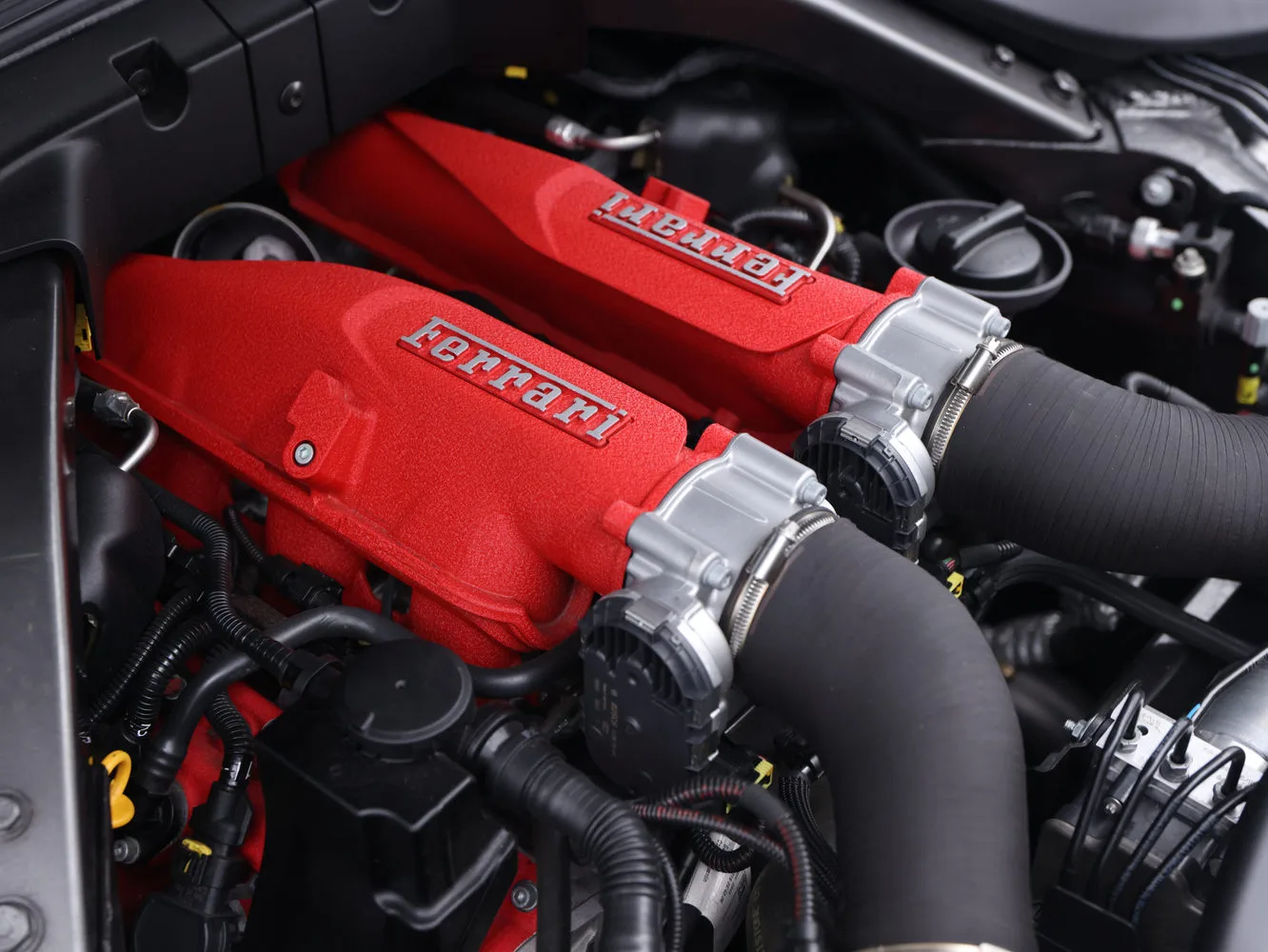2020 Ferrari Portofino, 8/26