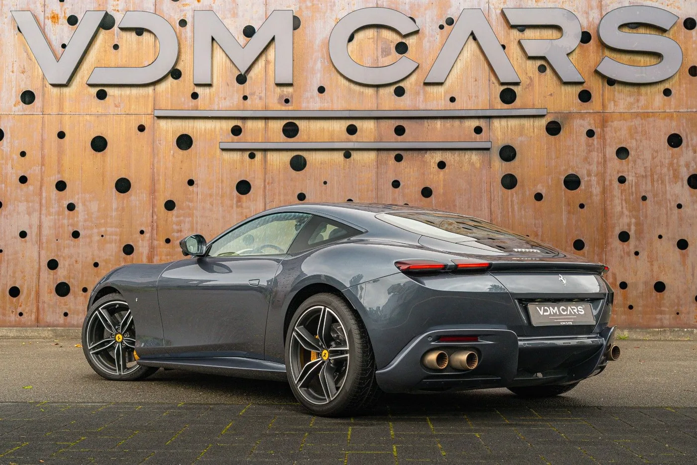 2020 Ferrari Roma angeboten von einem Supersportwagenhändler in Gronau, Deutschland, Foto 4 von 25