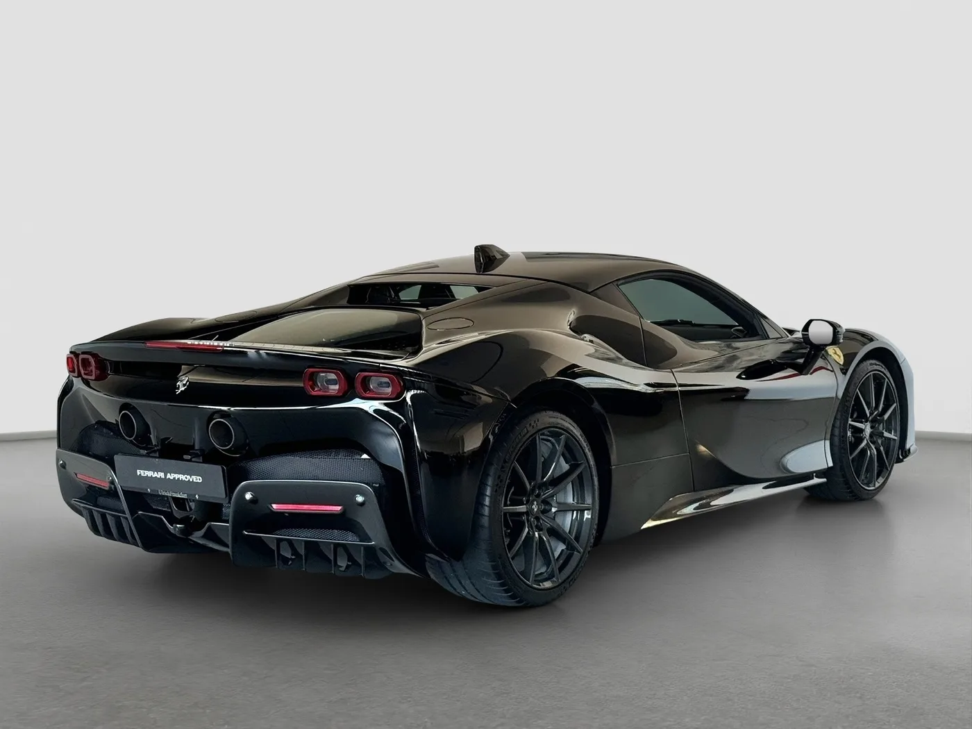 2020 Ferrari SF90 Stradale proposée par un concessionnaire spécialisé à Frankfurt am Main, Allemagne, photo 3 sur 15