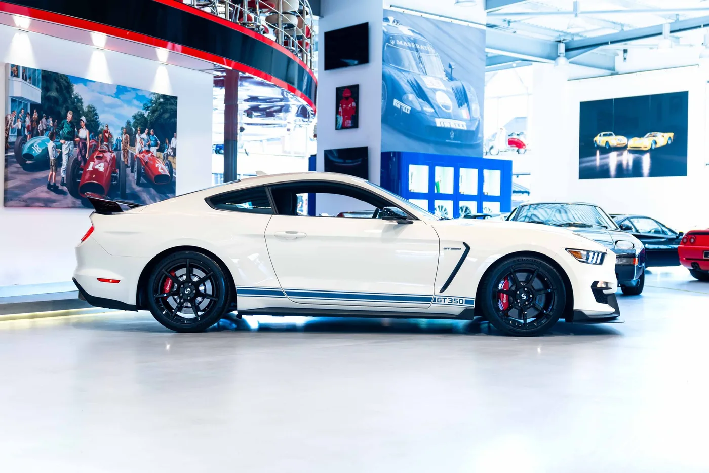 2020 Ford Mustang Shelby GT350R Heritage Edition angeboten von einem Oldtimerspezialisten in London, Vereinigtes Königreich, Foto 8 von 25