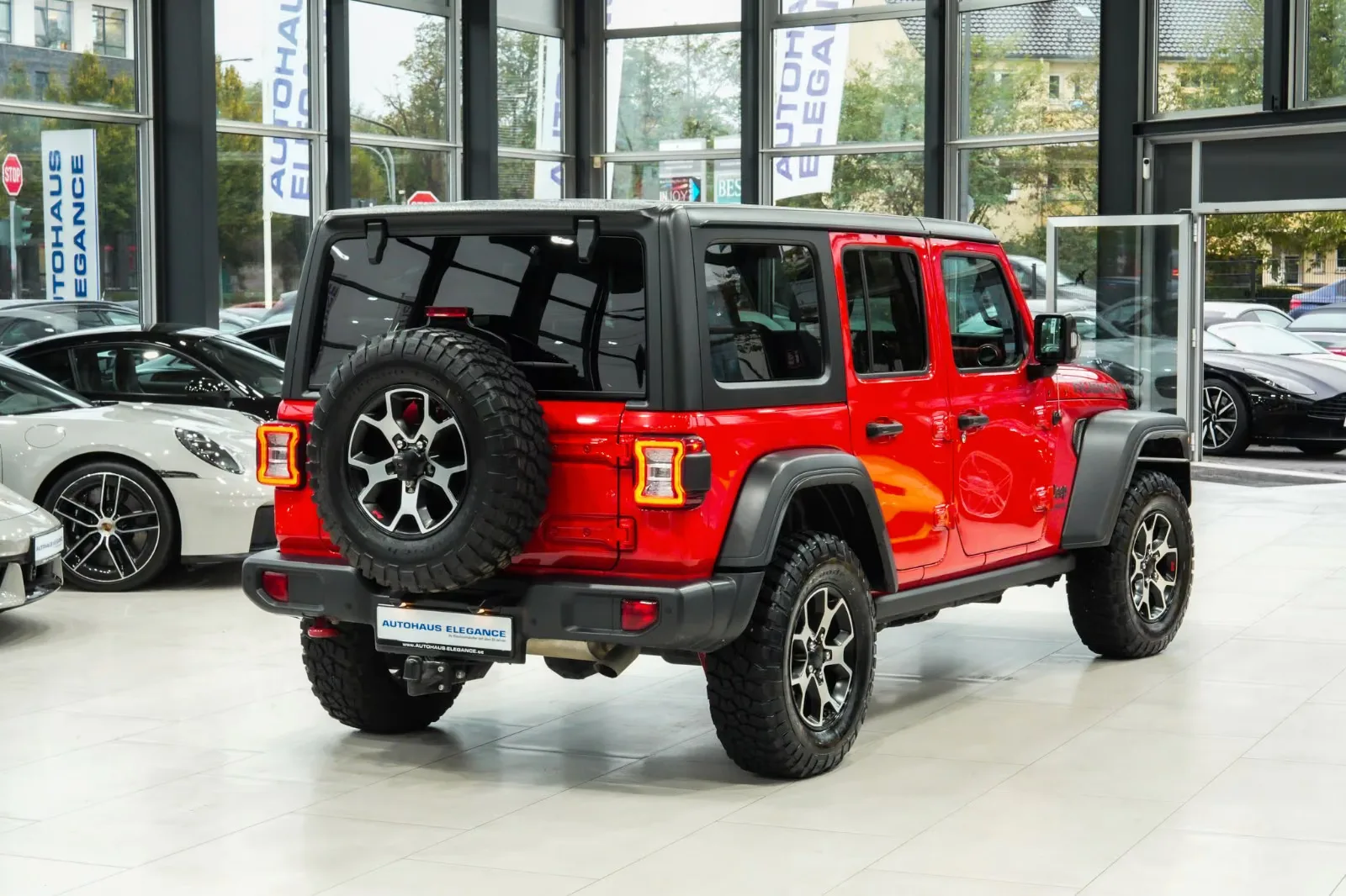 2020 Jeep Wrangler Unlimited Rubicon, 2/30
