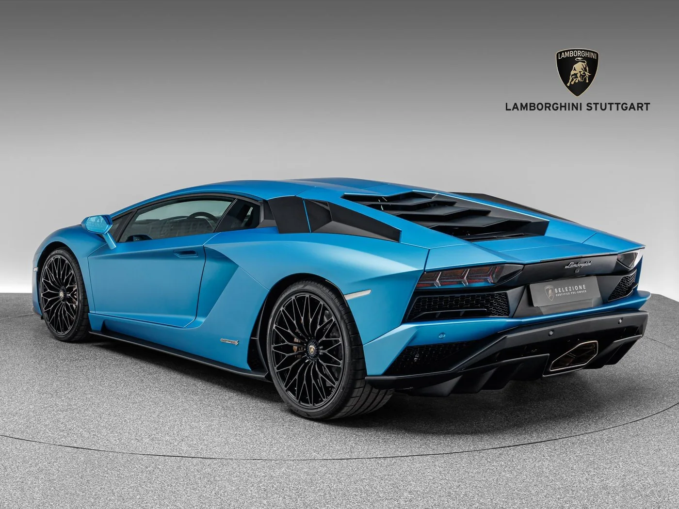 2020 Lamborghini Aventador S angeboten von einem Fachhändler in Böblingen, Deutschland, Foto 3 von 15