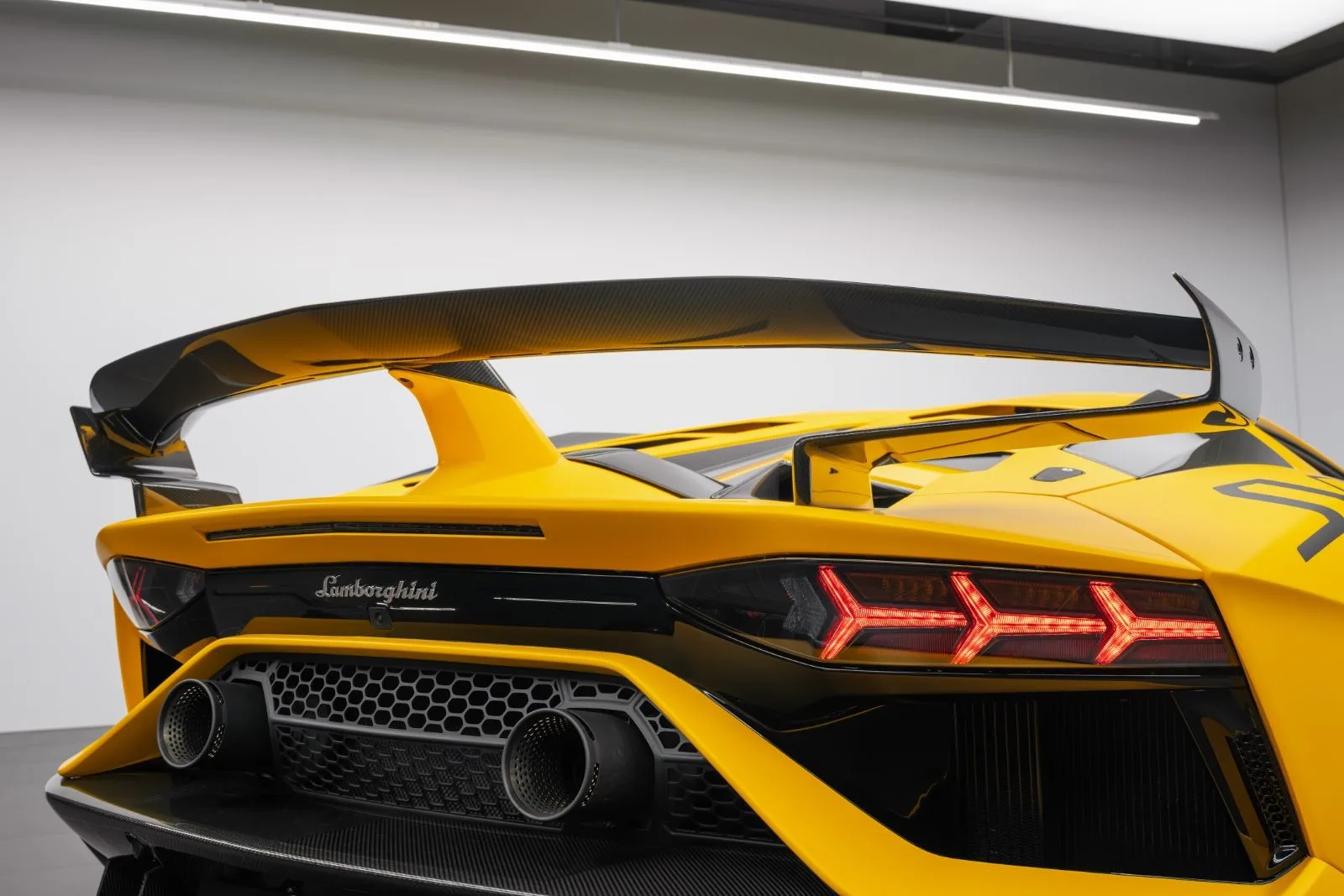 2020 Lamborghini Aventador SVJ, 12/30