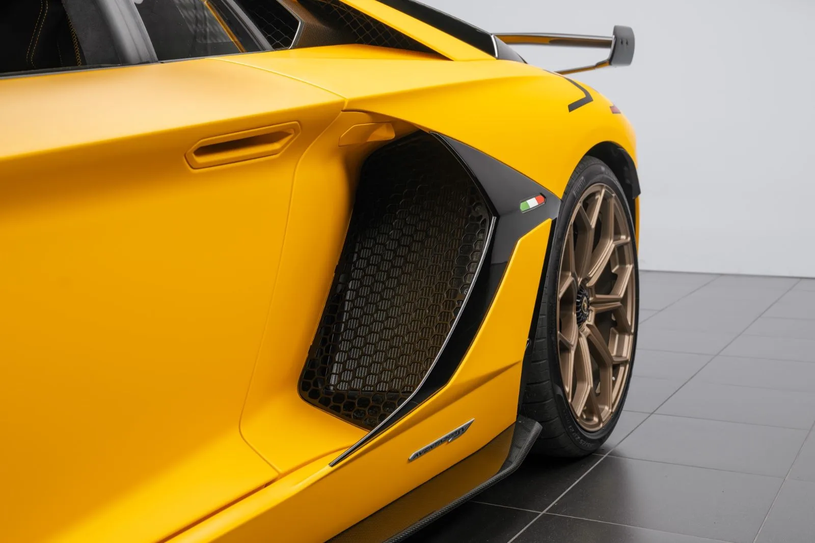 2020 Lamborghini Aventador SVJ, 17/30