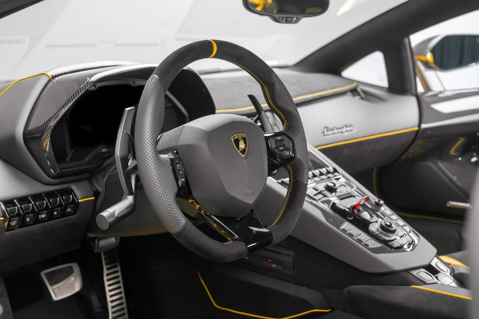 2020 Lamborghini Aventador SVJ, 26/30