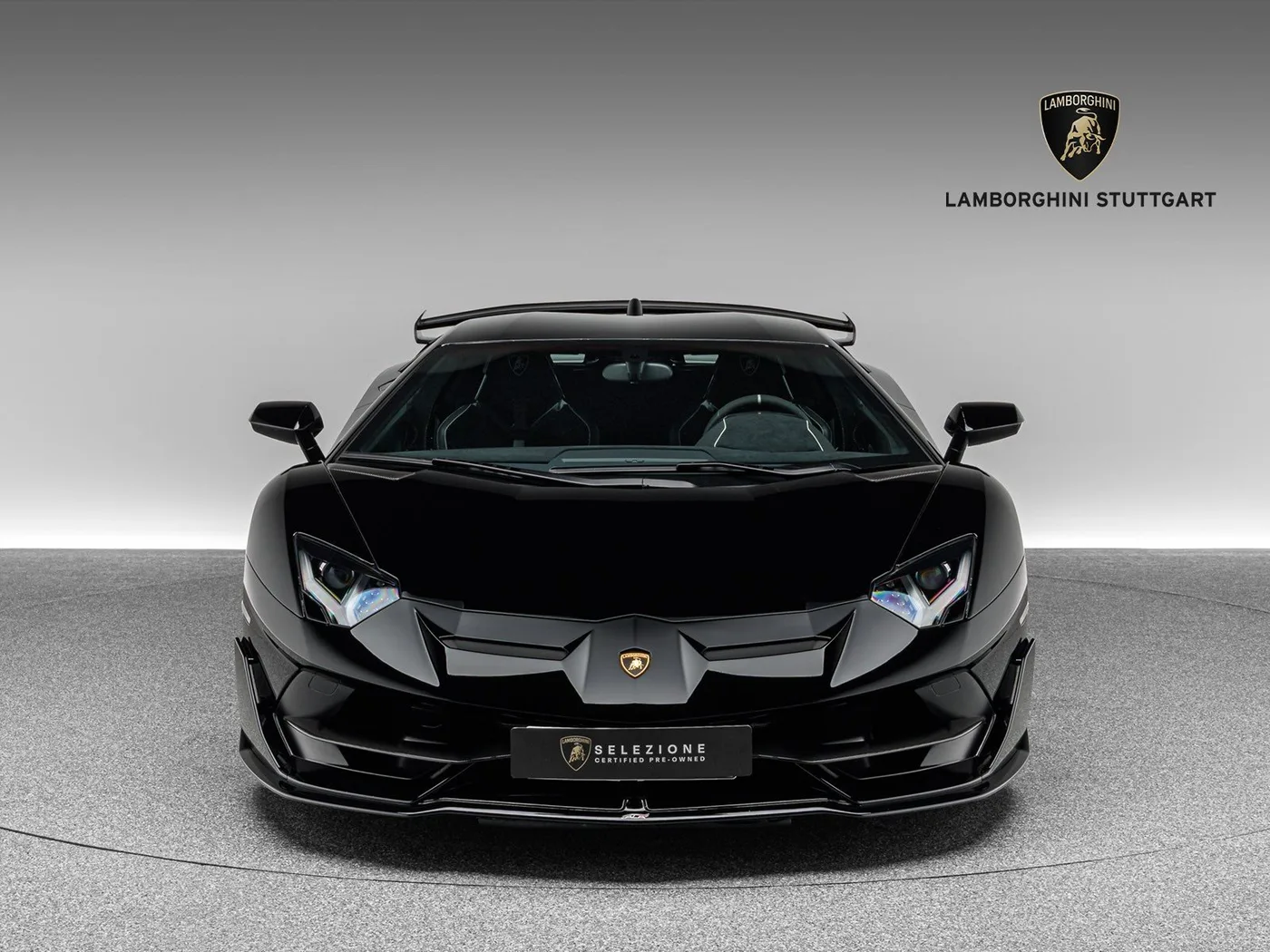 2020 Lamborghini Aventador SVJ proposée par un concessionnaire spécialisé à Böblingen, Allemagne, photo 2 sur 15