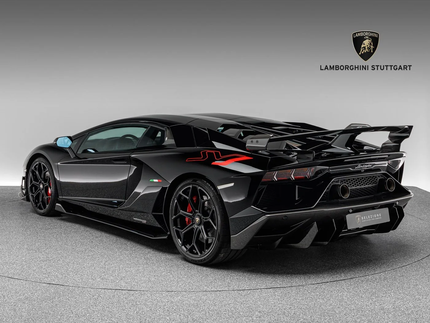 2020 Lamborghini Aventador SVJ proposée par un concessionnaire spécialisé à Böblingen, Allemagne, photo 4 sur 15