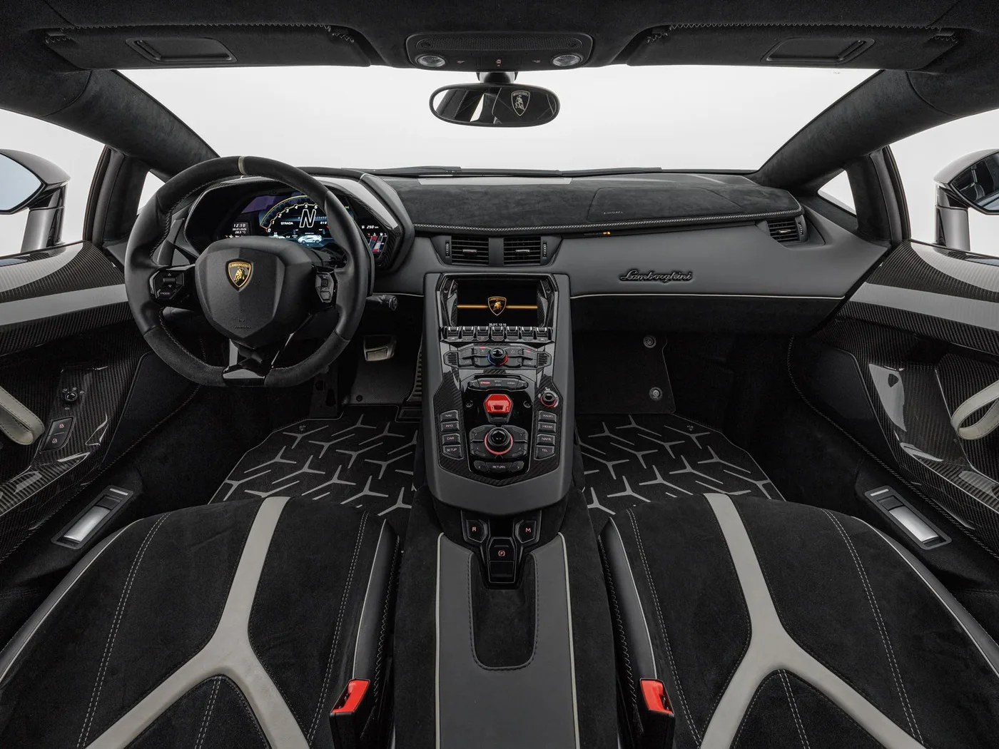 2020 Lamborghini Aventador SVJ proposée par un concessionnaire spécialisé à Böblingen, Allemagne, photo 6 sur 15