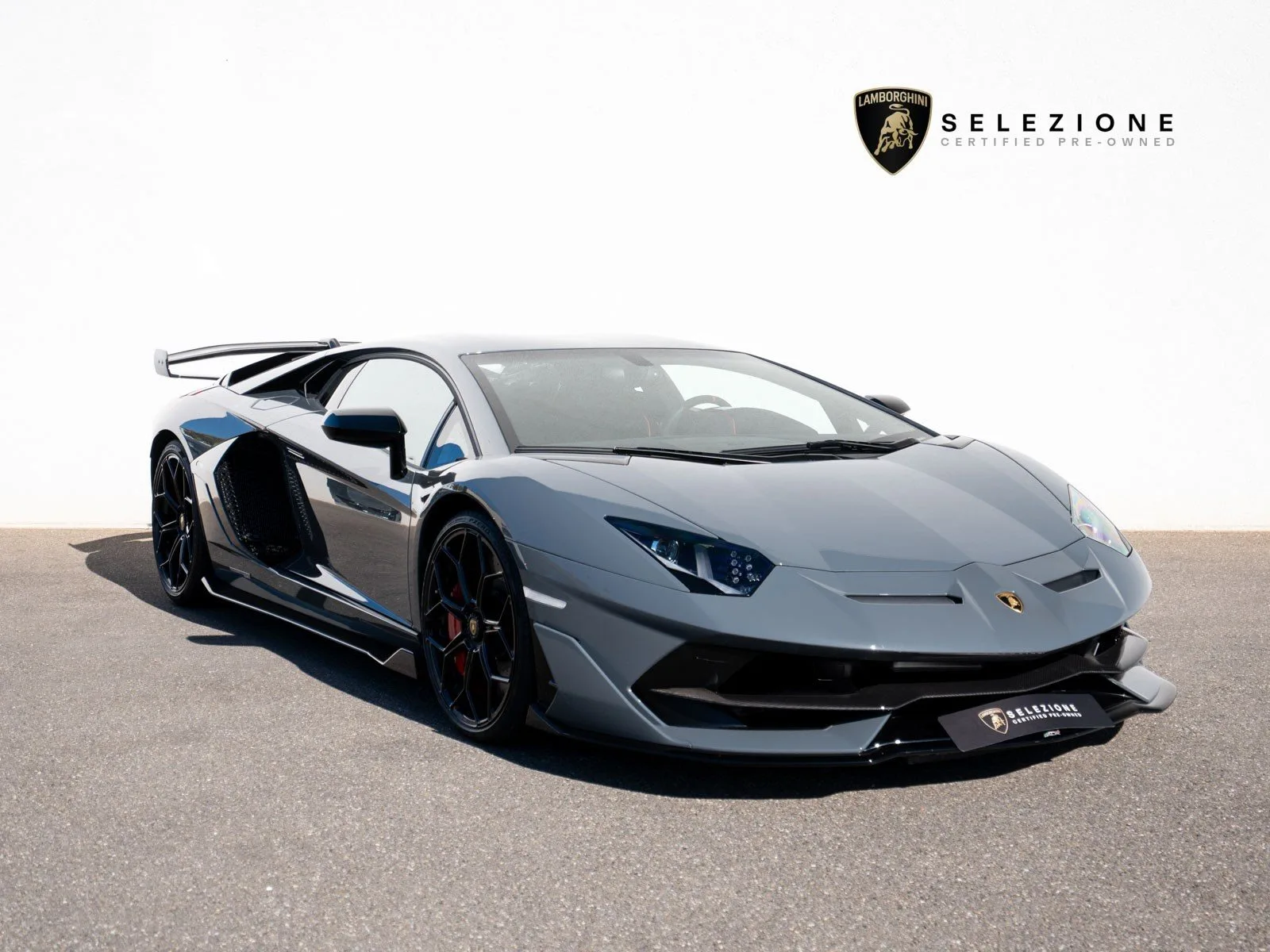 2020 Lamborghini Aventador SVJ angeboten von einem Fachhändler in Singen, Deutschland, Hauptfoto