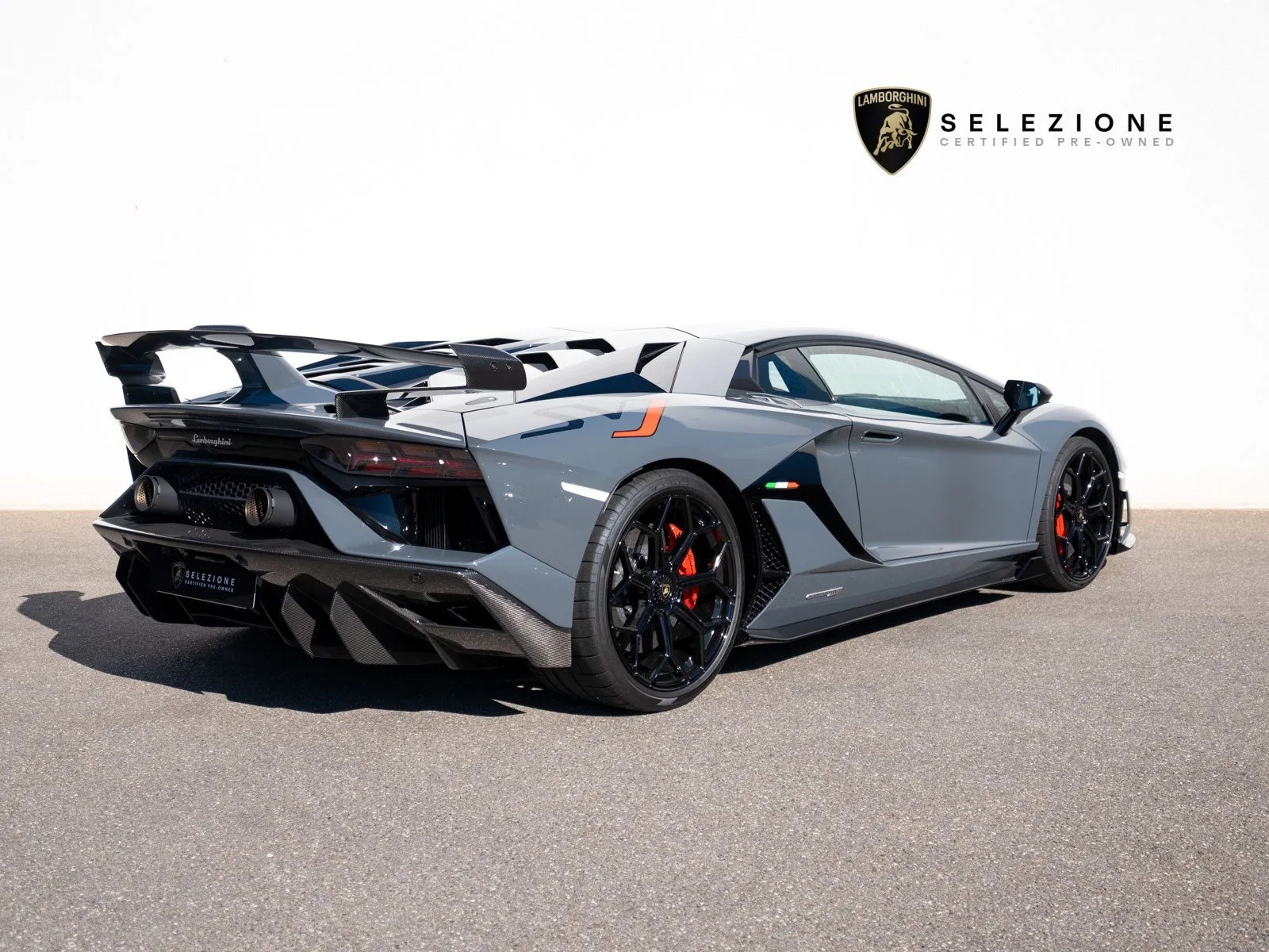 2020 Lamborghini Aventador SVJ, 3/30