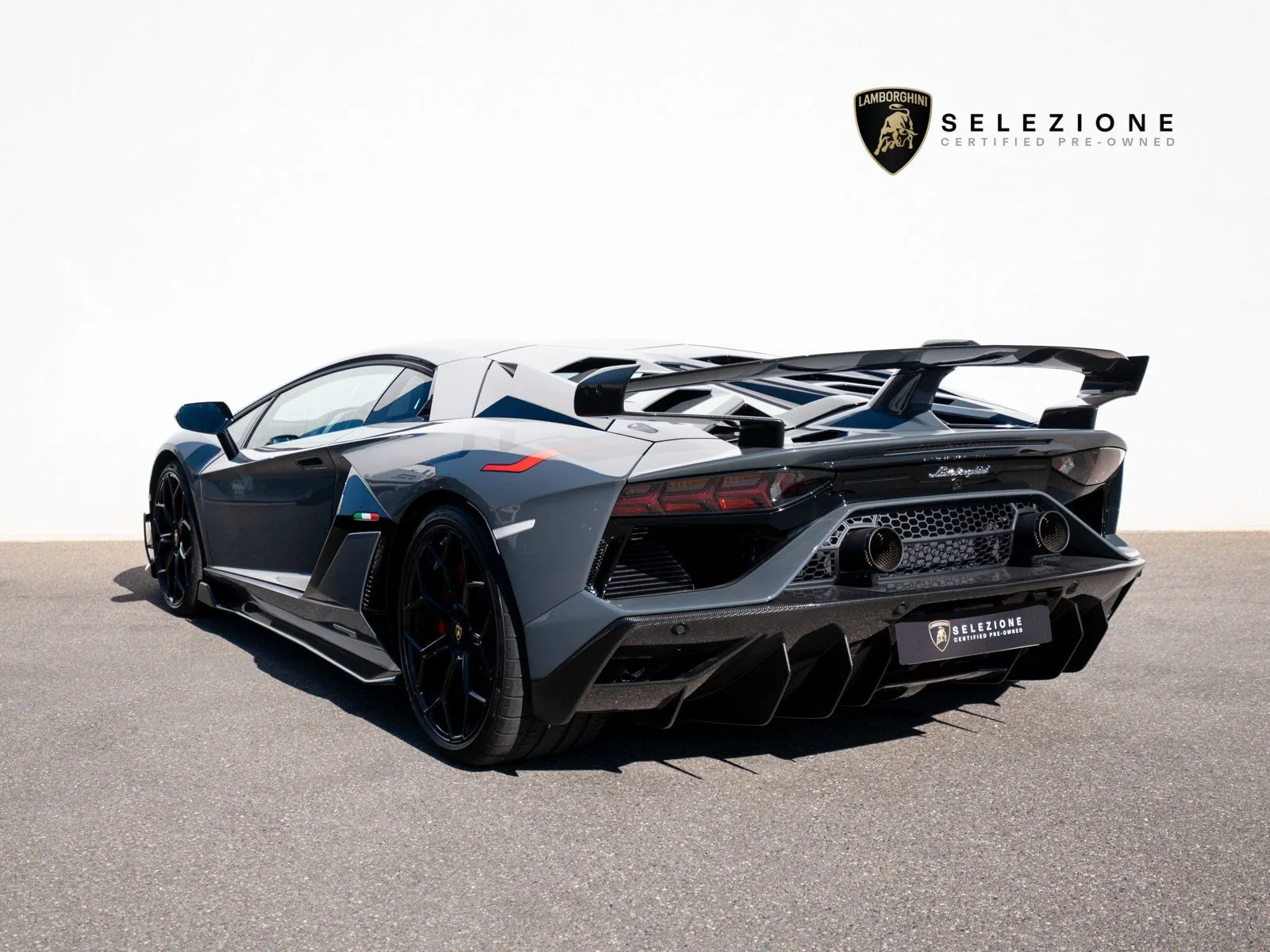 2020 Lamborghini Aventador SVJ, 8/30
