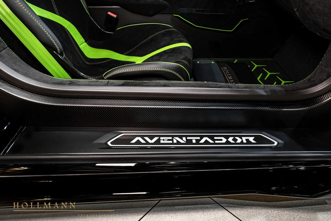2020 Lamborghini Aventador SVJ proposée par un concessionnaire spécialisé à Stuhr, Allemagne, photo 8 sur 24