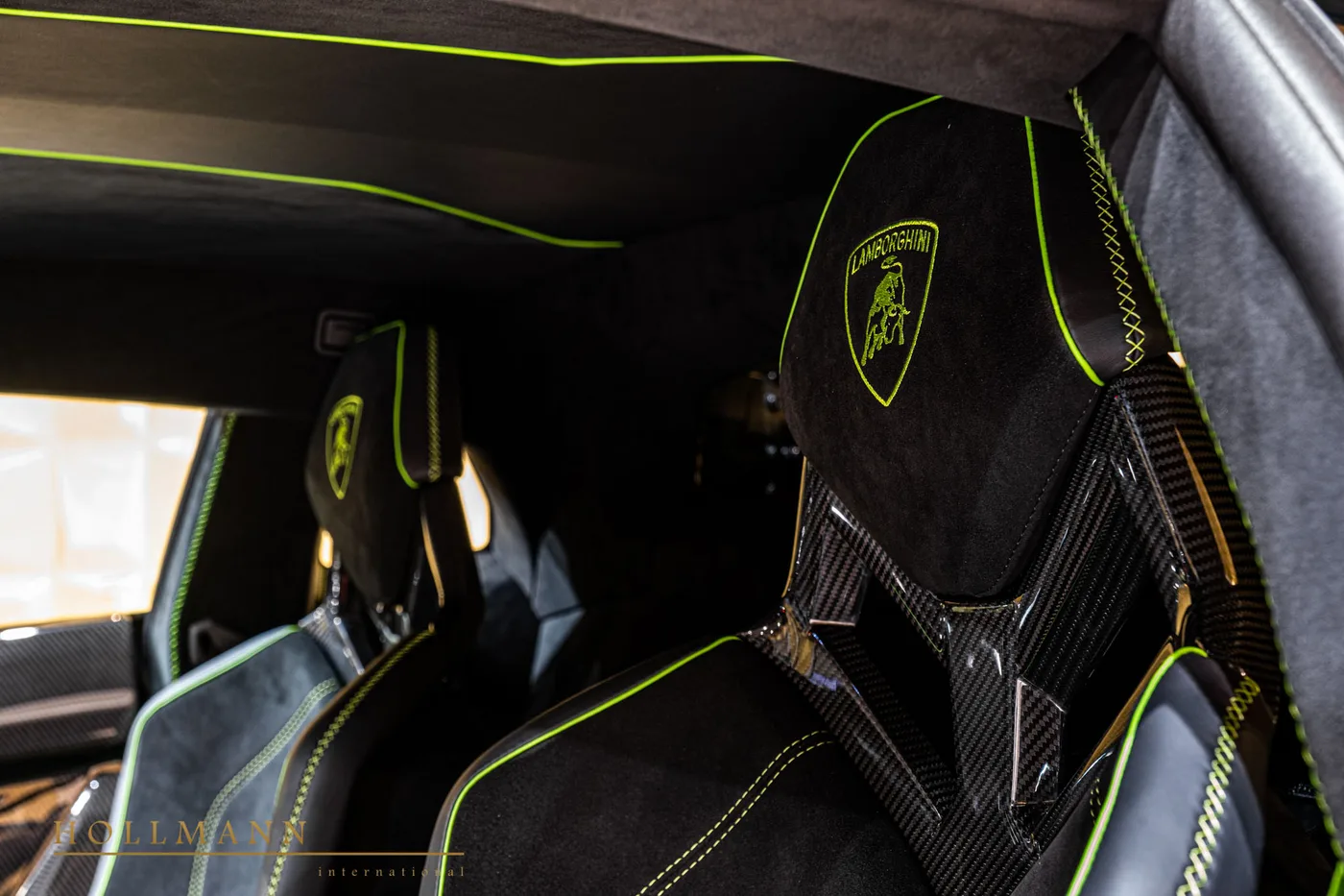 2020 Lamborghini Aventador SVJ proposée par un concessionnaire spécialisé à Stuhr, Allemagne, photo 18 sur 24