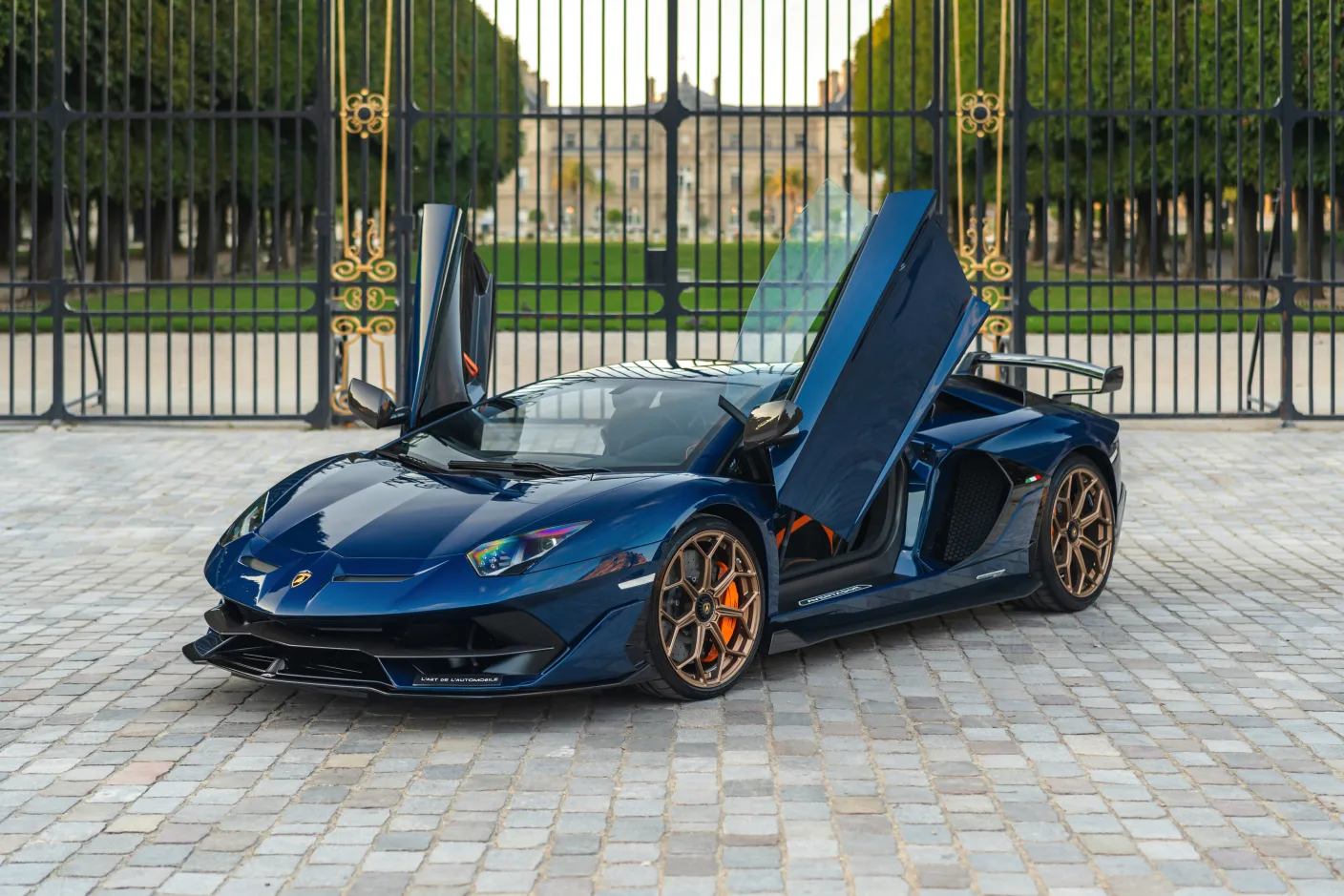 2020 Lamborghini Aventador SVJ, 2/30