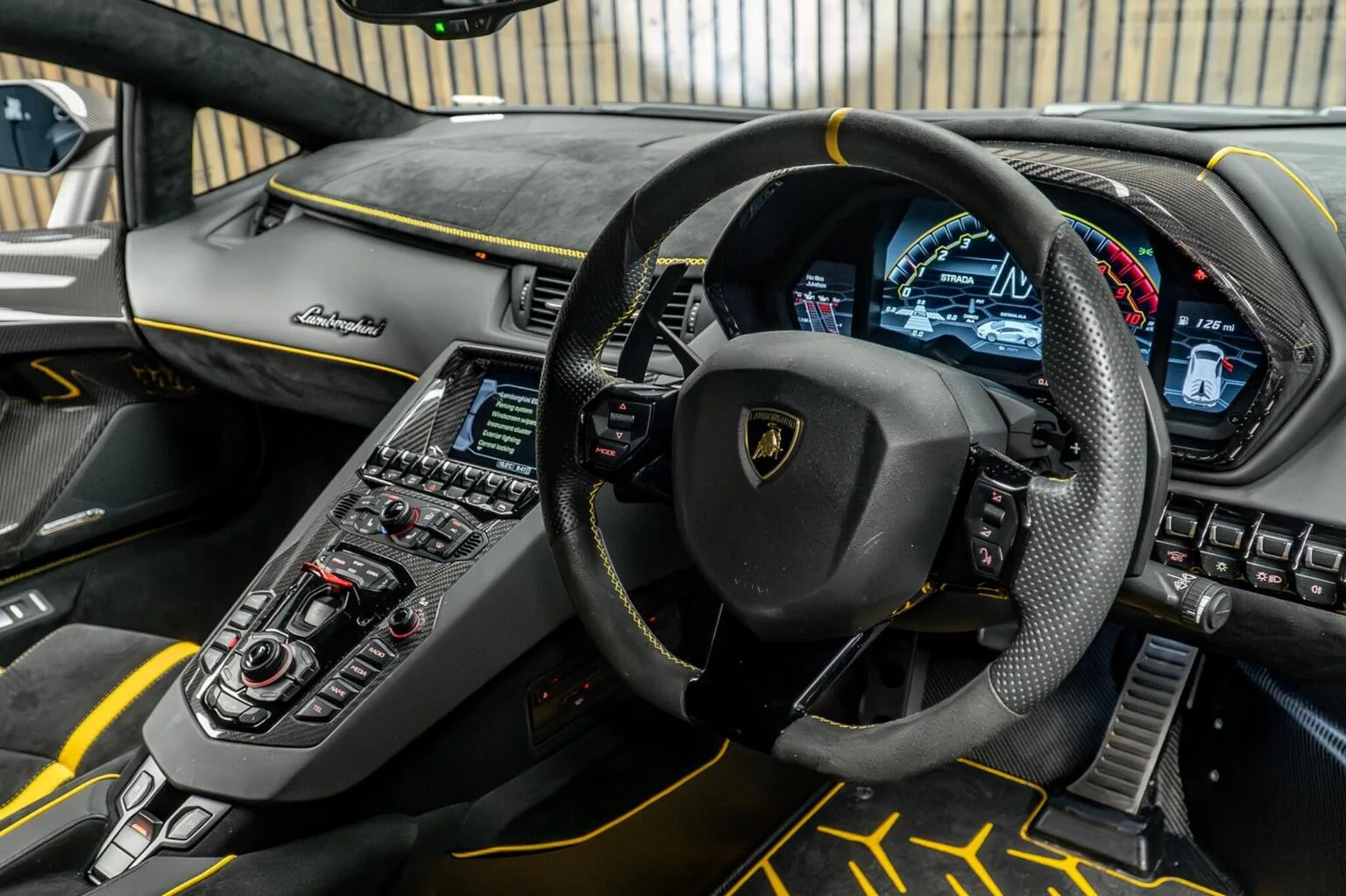 2020 Lamborghini Aventador SVJ, 25/30