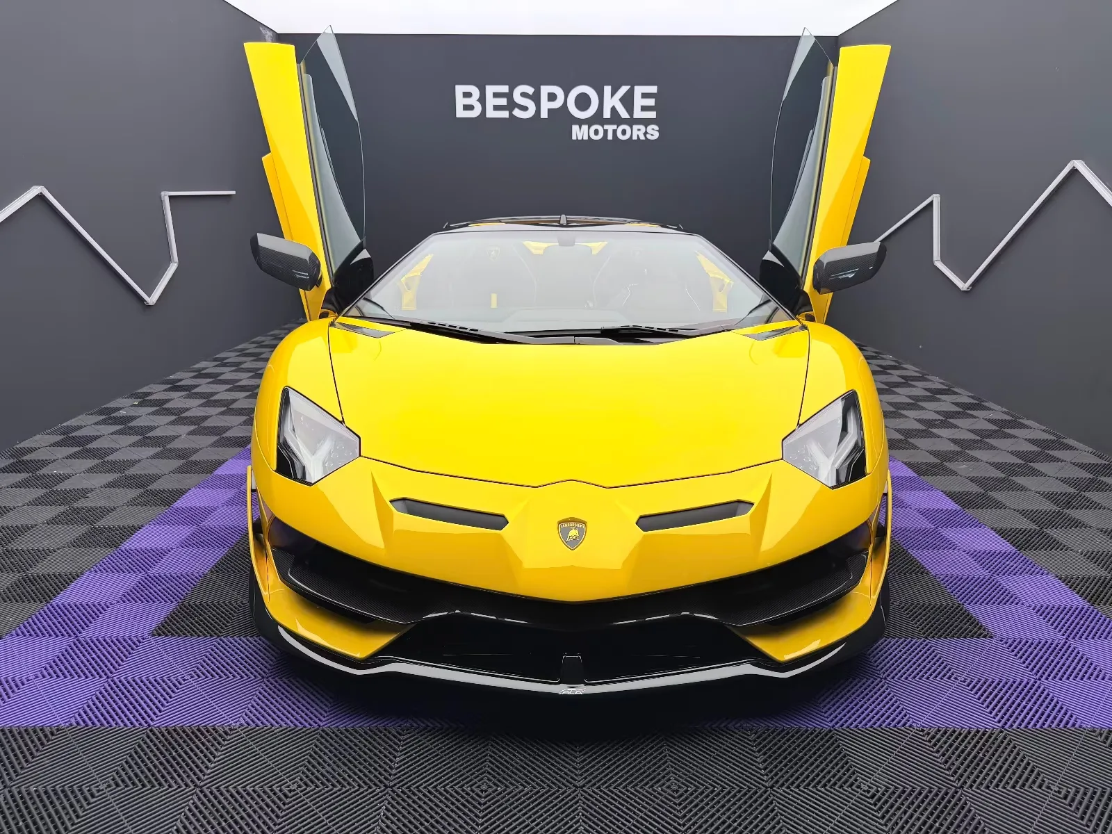 2020 Lamborghini Aventador SVJ Roadster, 3/22