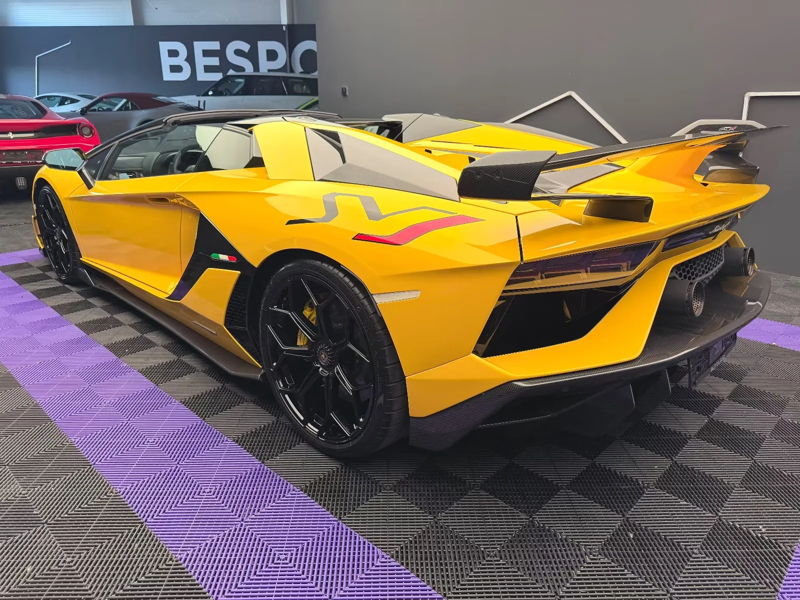 2020 Lamborghini Aventador SVJ Roadster, 4/22