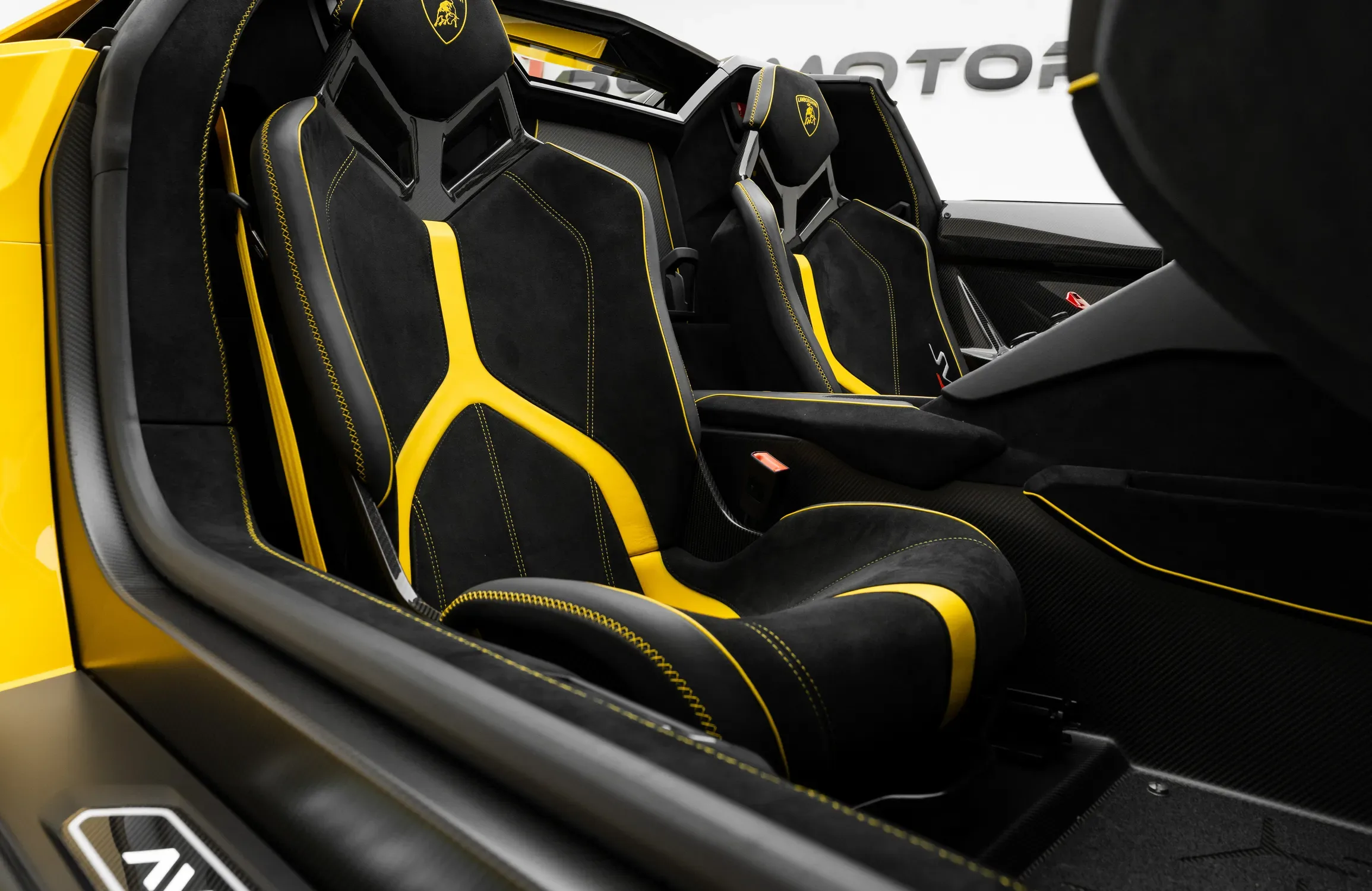 2020 Lamborghini Aventador SVJ Roadster, 11/30