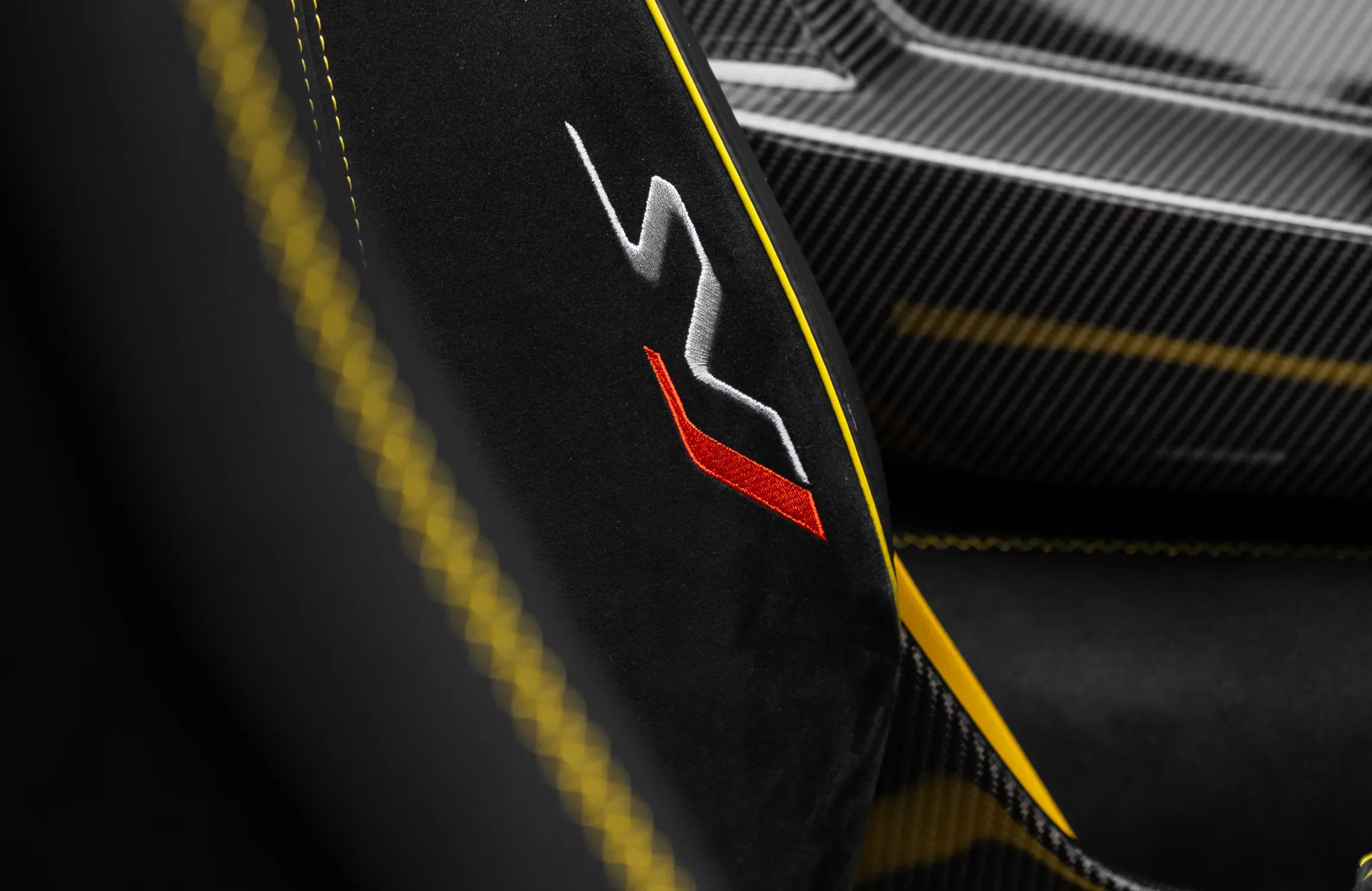 2020 Lamborghini Aventador SVJ Roadster, 13/30