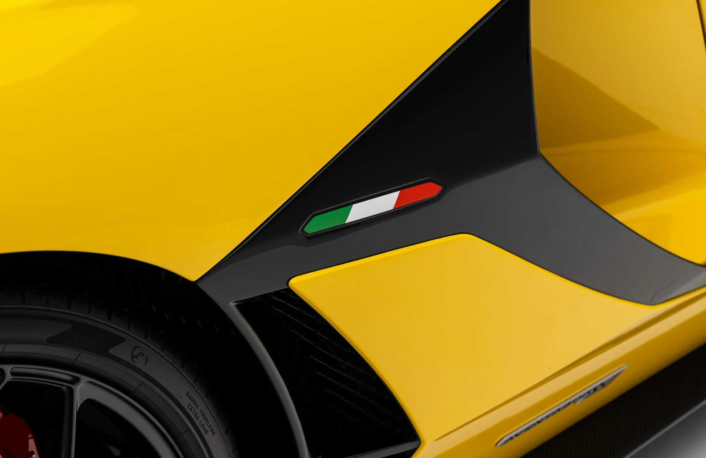 2020 Lamborghini Aventador SVJ Roadster, 29/30