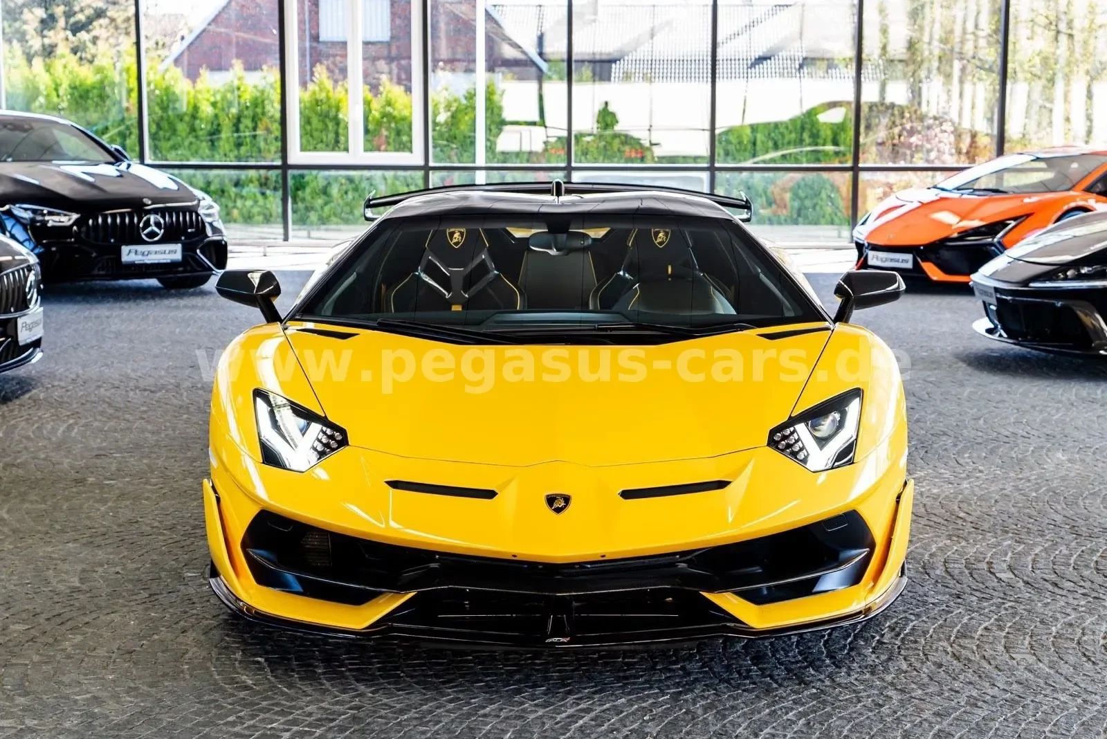2020 Lamborghini Aventador SVJ Roadster, 4/30