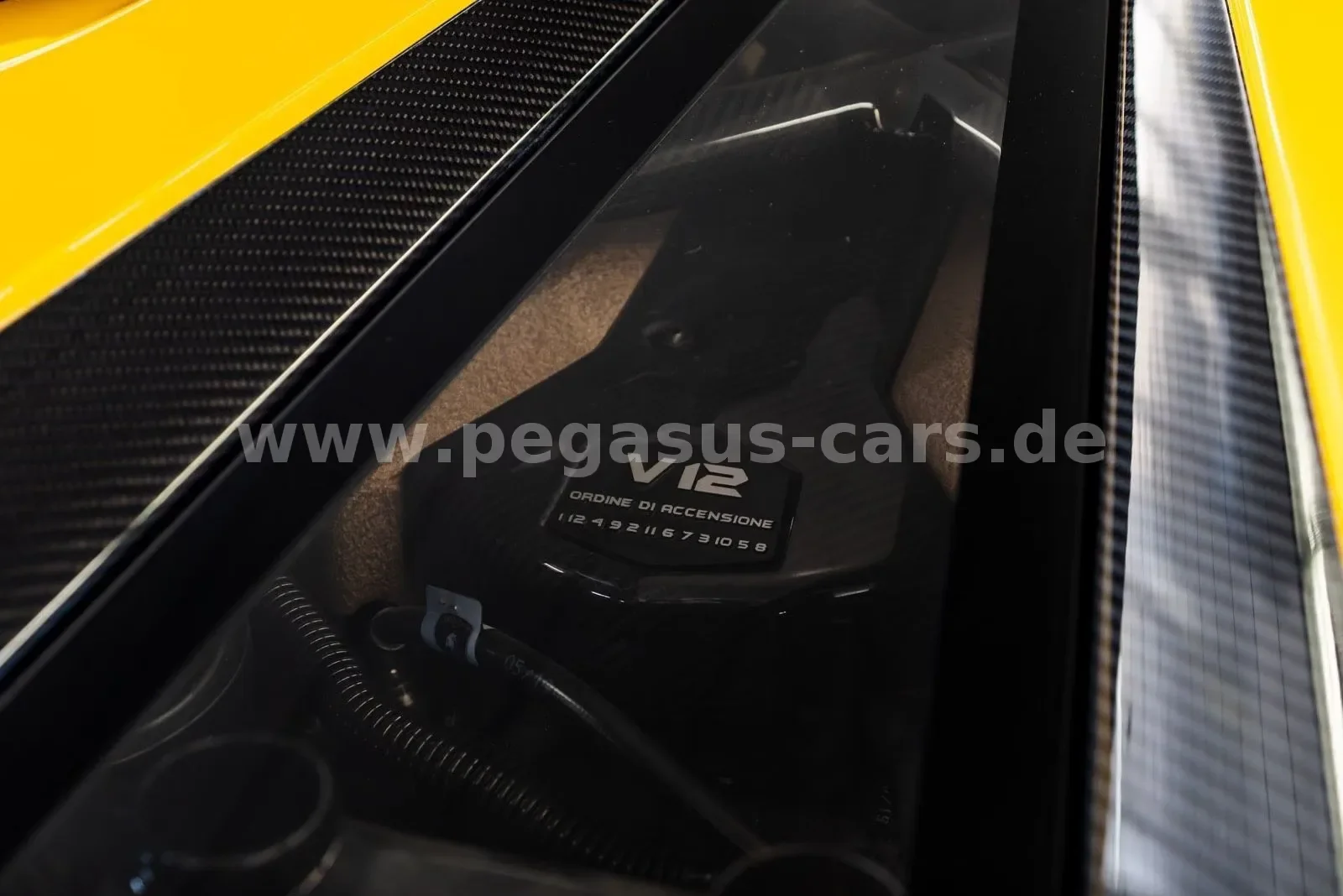 2020 Lamborghini Aventador SVJ Roadster, 8/30