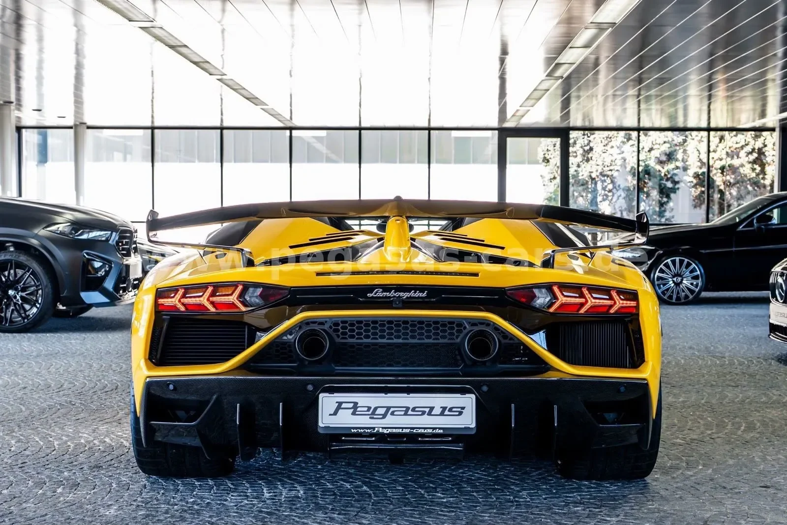 2020 Lamborghini Aventador SVJ Roadster, 11/30