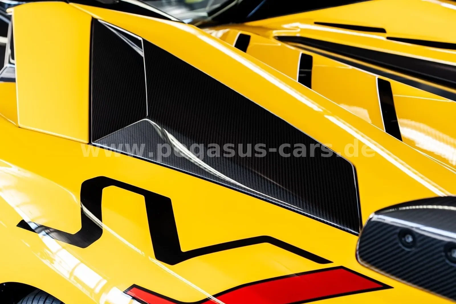2020 Lamborghini Aventador SVJ Roadster, 24/30