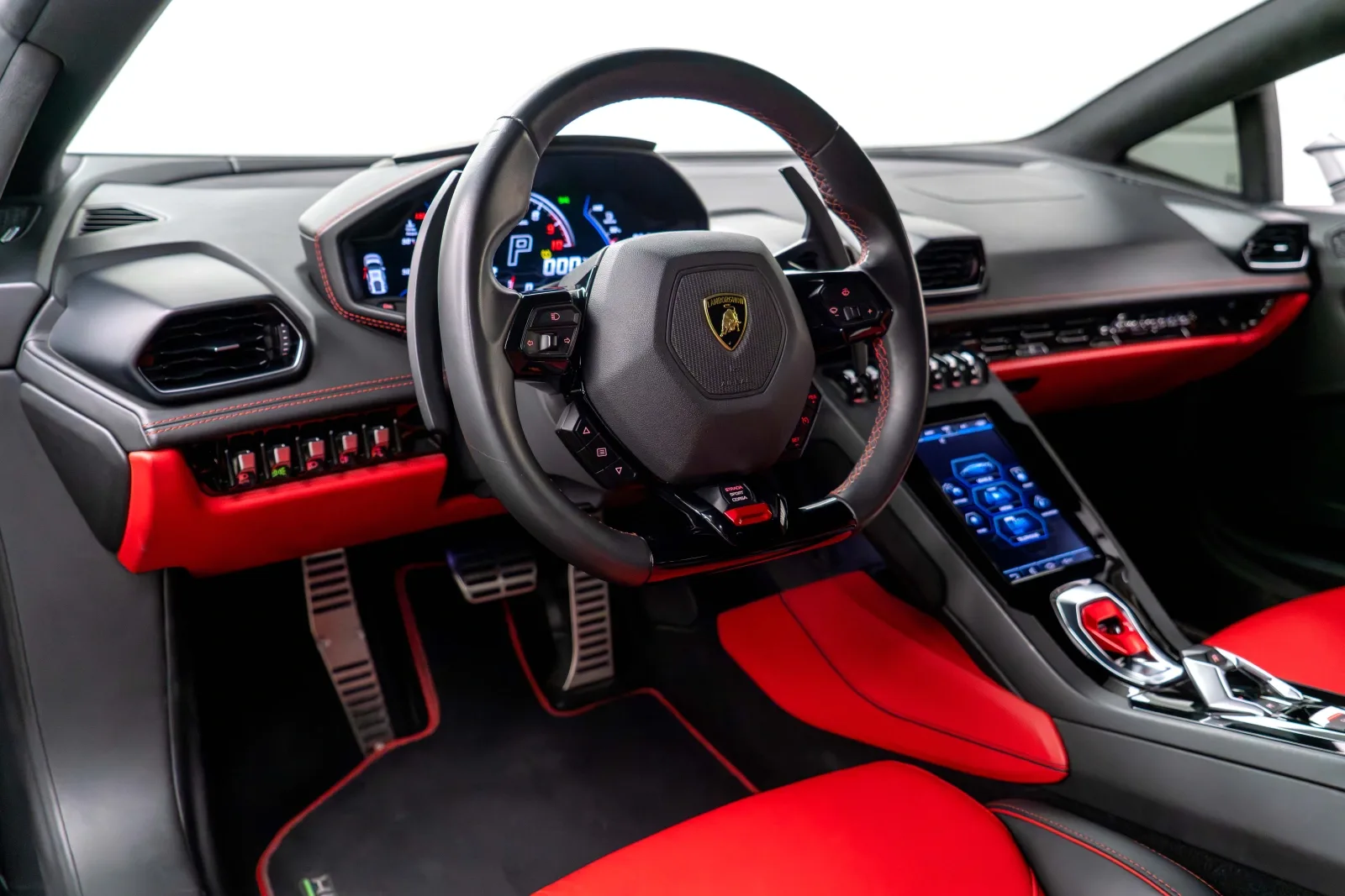 2020 Lamborghini Huracán EVO, 8/15