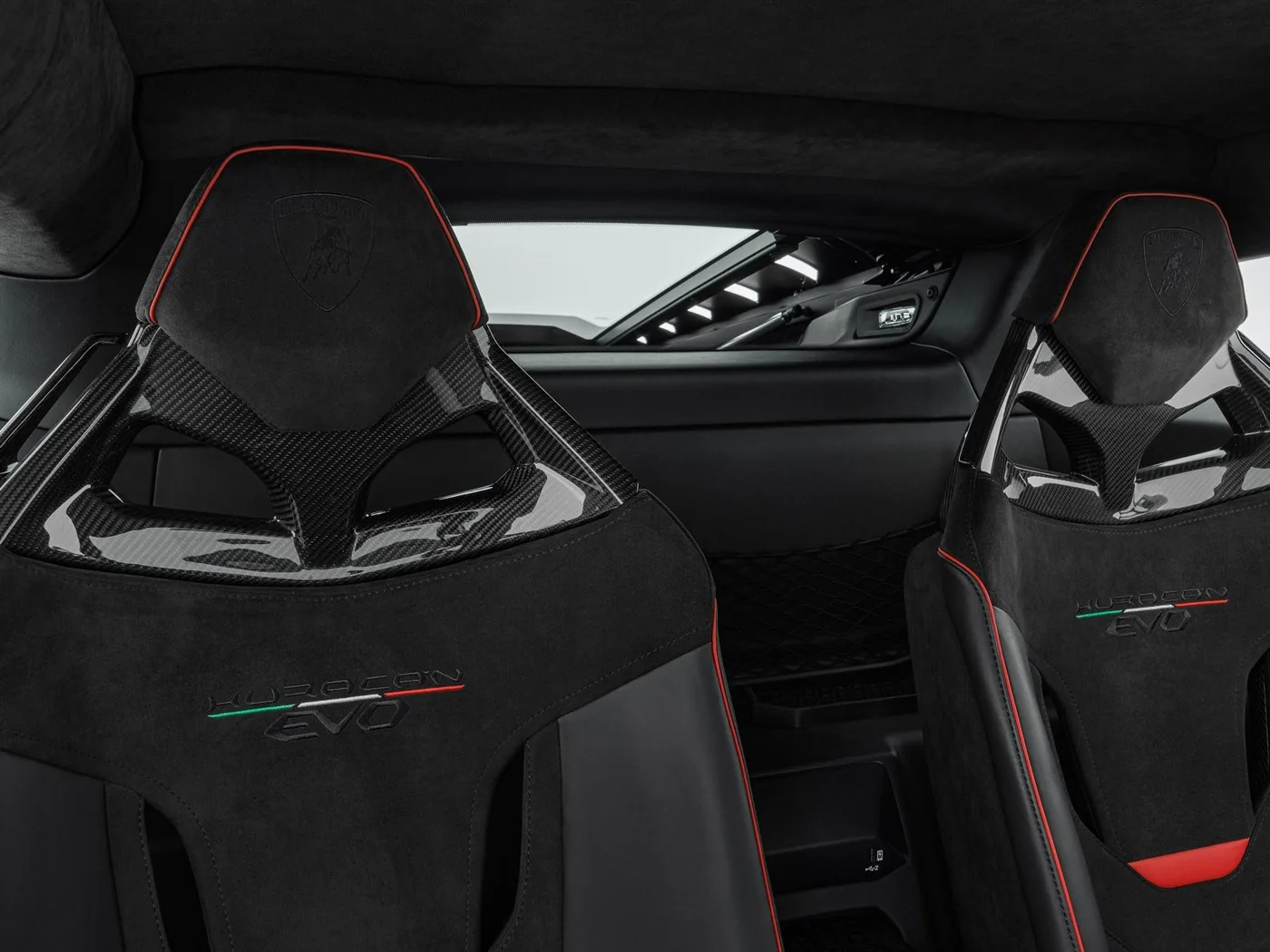 2020 Lamborghini Huracán EVO proposée par un concessionnaire spécialisé à Böblingen, Allemagne, photo 12 sur 15