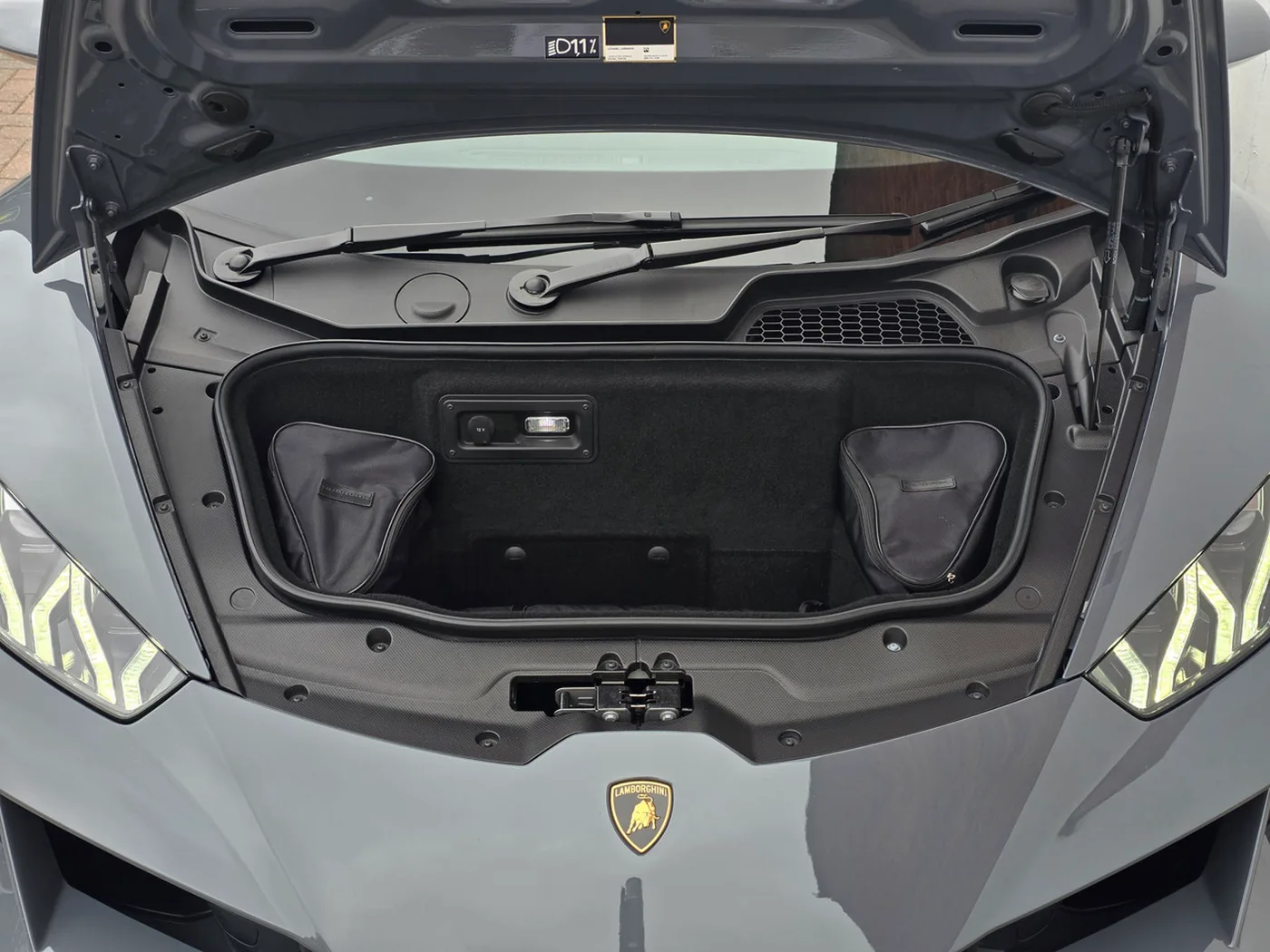 2020 Lamborghini Huracán EVO angeboten von einer Vertragshändlergruppe in Pangbourne, Vereinigtes Königreich, Foto 11 von 20
