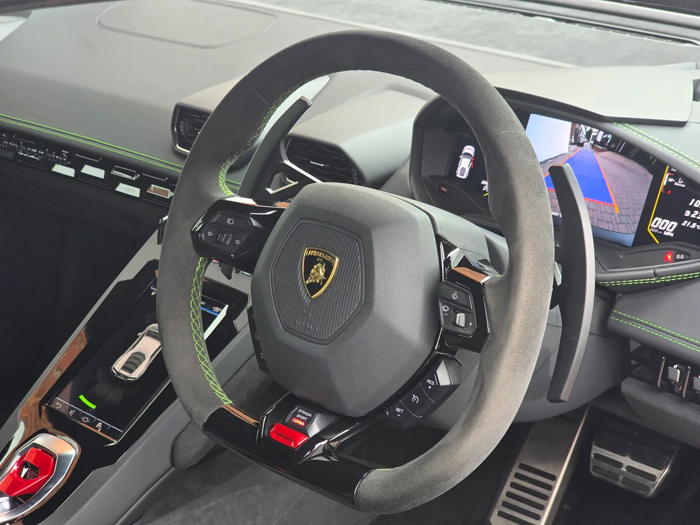 2020 Lamborghini Huracán EVO angeboten von einer Vertragshändlergruppe in Pangbourne, Vereinigtes Königreich, Foto 13 von 20