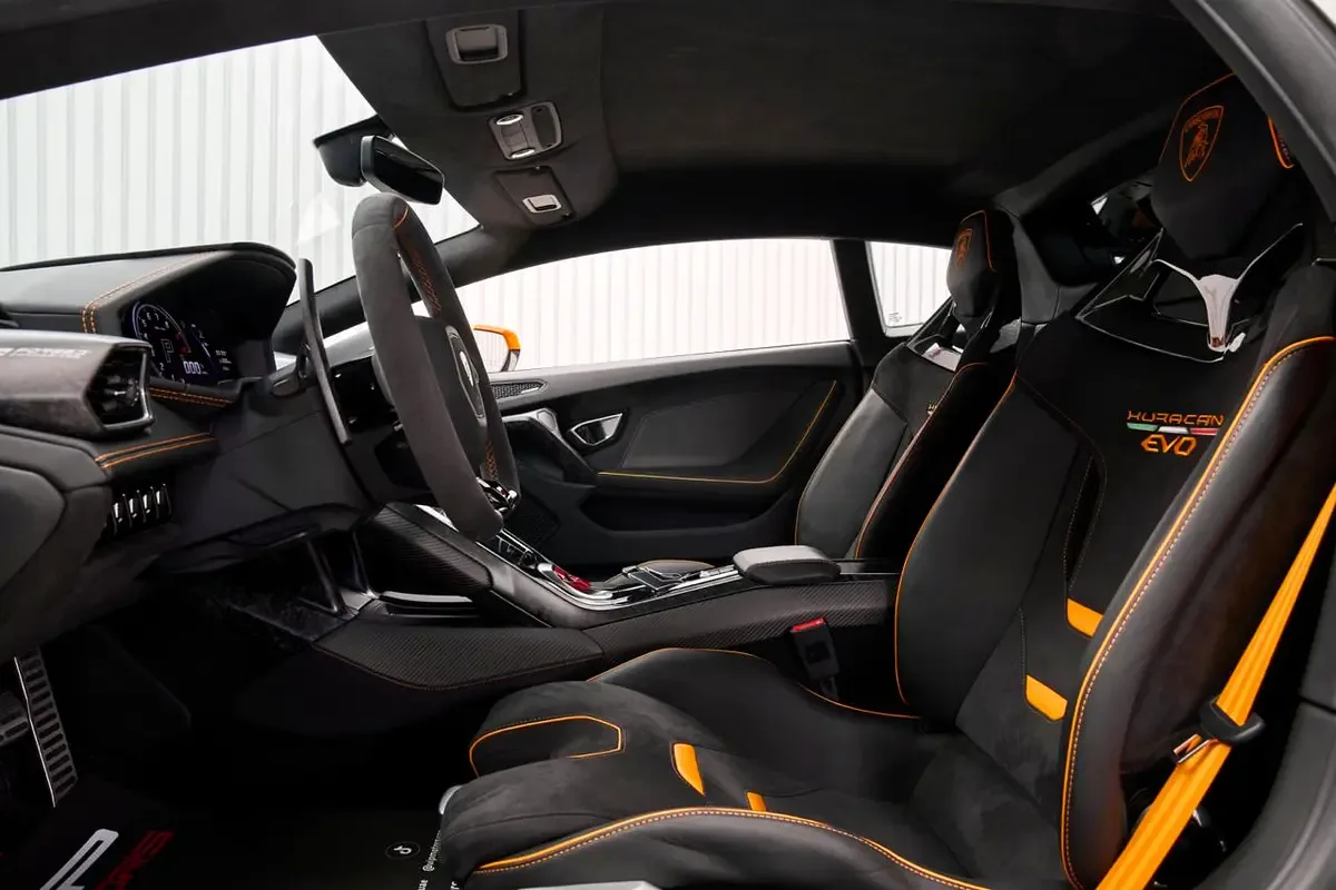 2020 Lamborghini Huracán EVO GT Celebration, 15/17