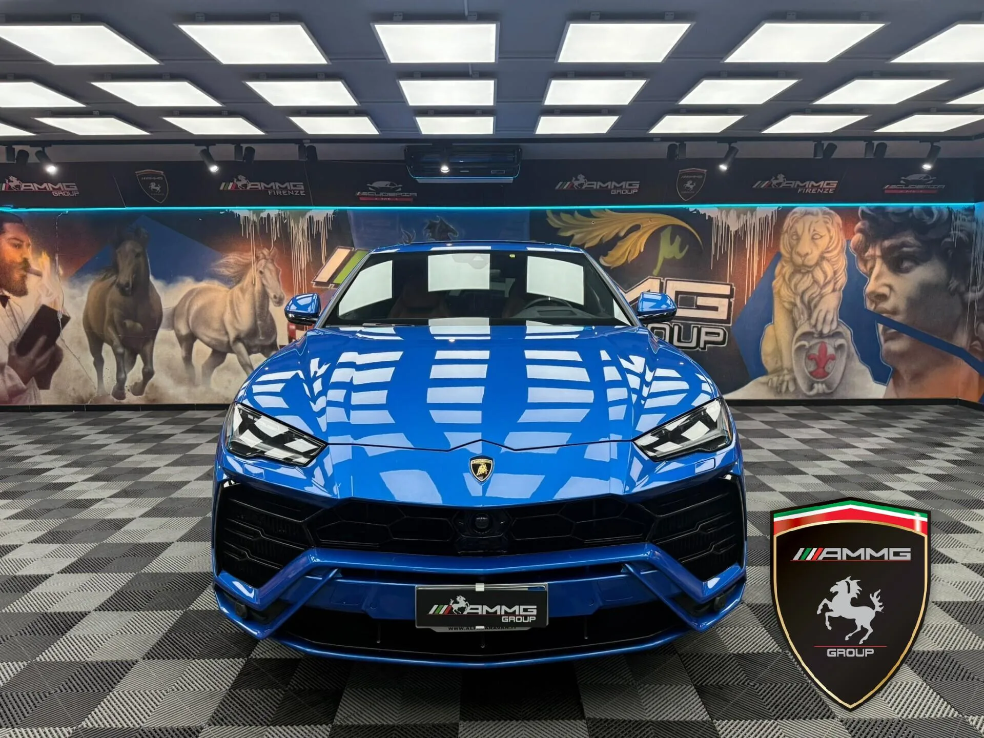 2020 Lamborghini Urus, 2/15