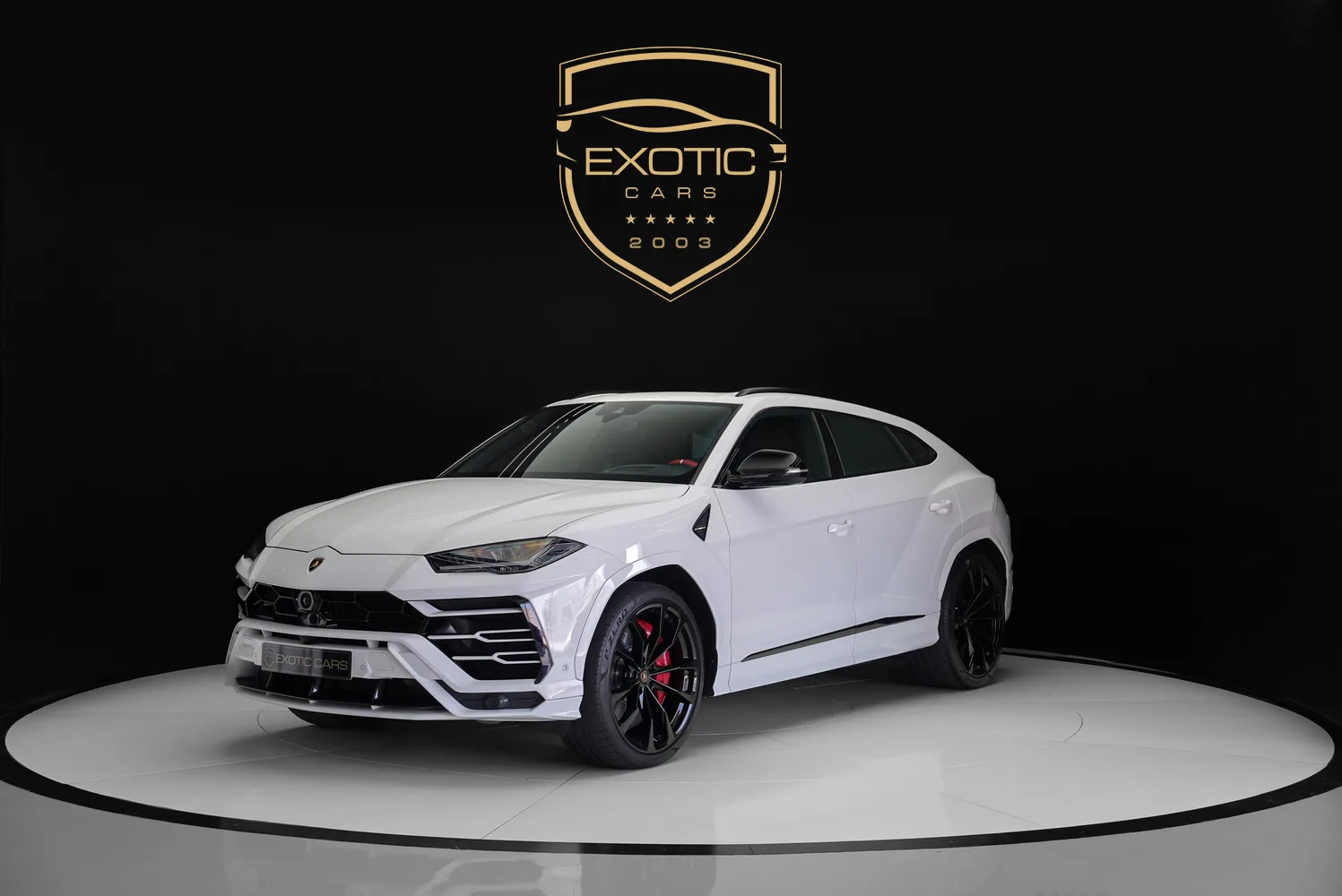 2020 Lamborghini Urus proposée par un concessionnaire spécialisé à Dubaï, Émirats arabes unis, photo principale