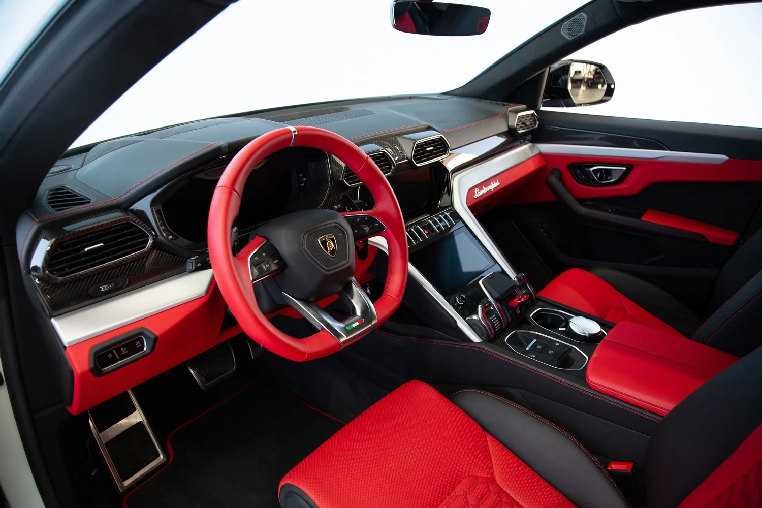 2020 Lamborghini Urus, 8/19