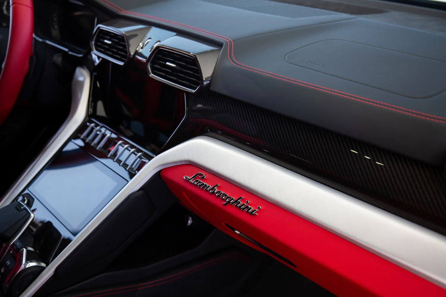 2020 Lamborghini Urus, 17/19
