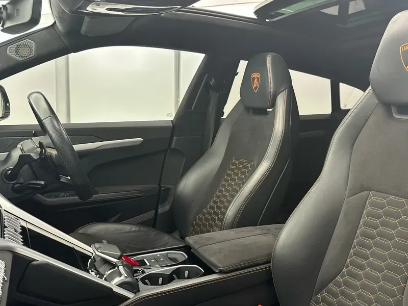 2020 Lamborghini Urus, 11/30