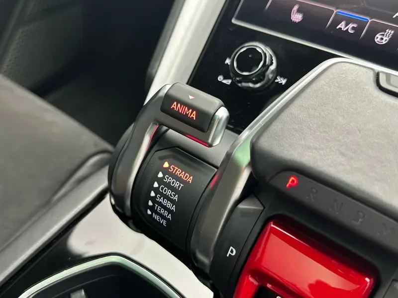 2020 Lamborghini Urus, 15/30