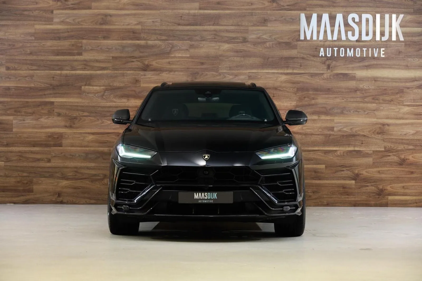 2020 Lamborghini Urus Novitec, 2/30