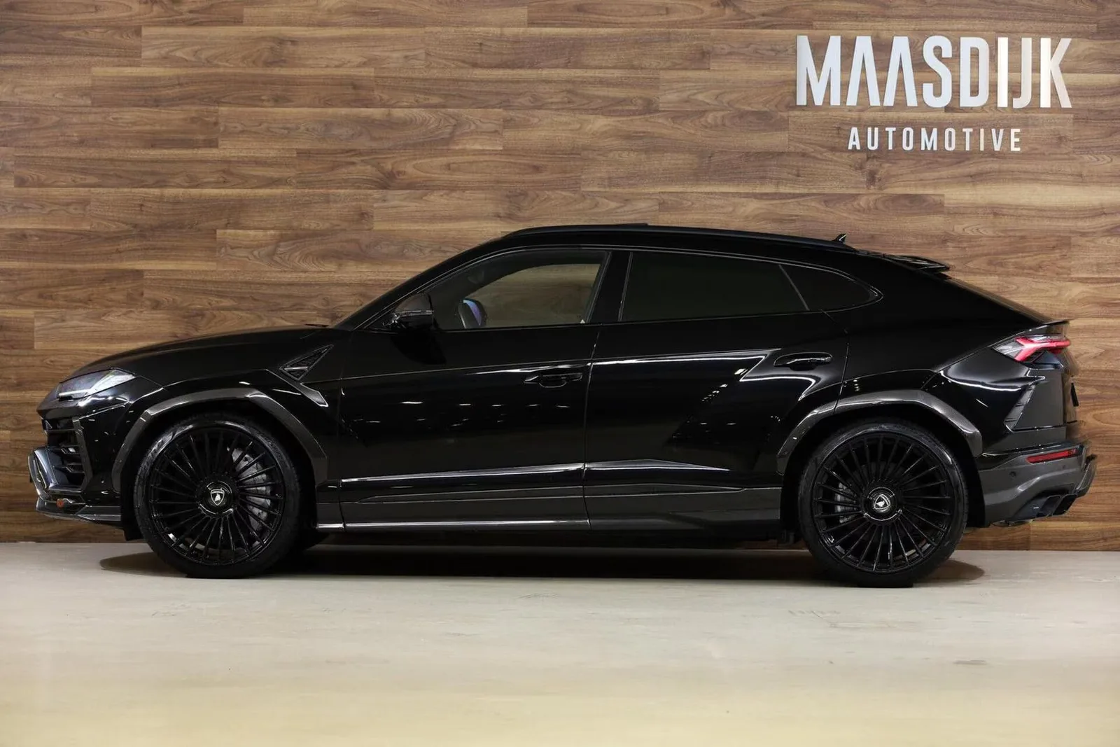 2020 Lamborghini Urus Novitec, 12/30