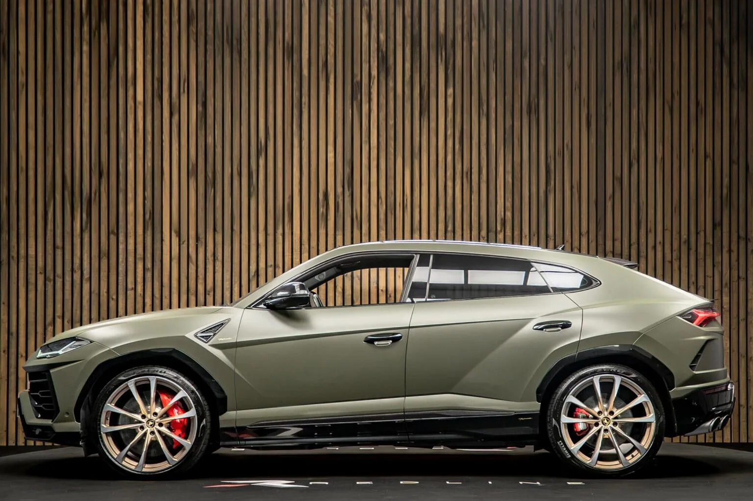 2020 Lamborghini Urus, 7/30