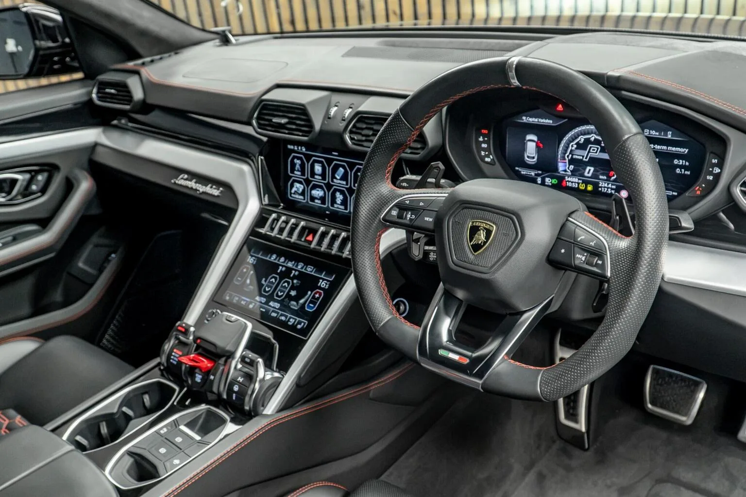 2020 Lamborghini Urus, 23/30