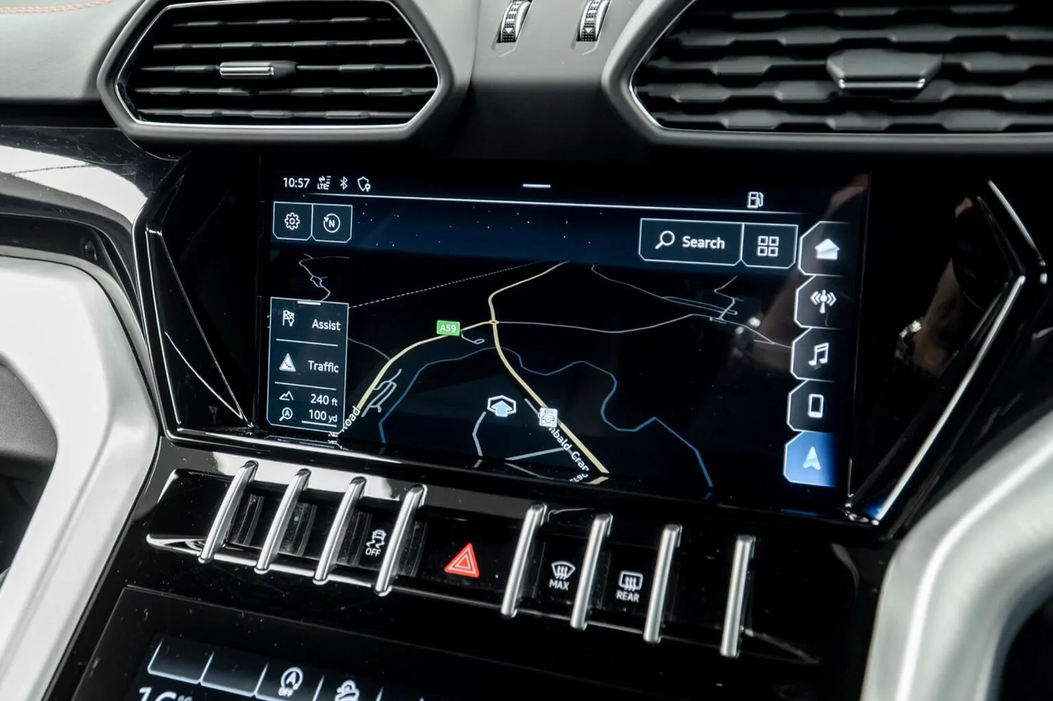 2020 Lamborghini Urus, 24/30