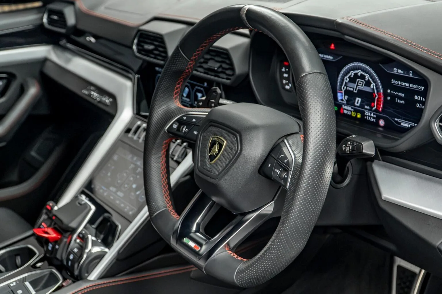 2020 Lamborghini Urus, 28/30
