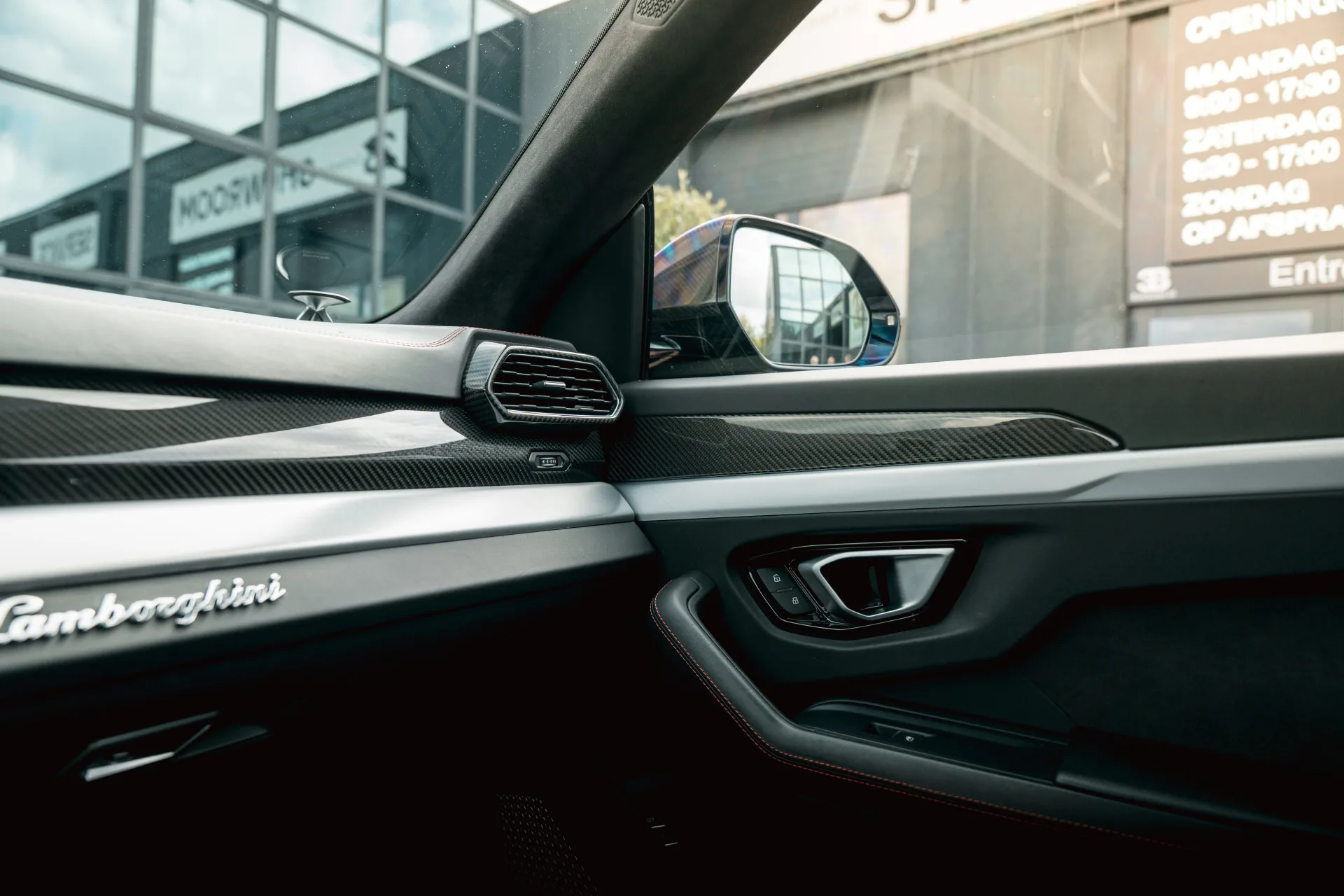 2020 Lamborghini Urus, 17/30