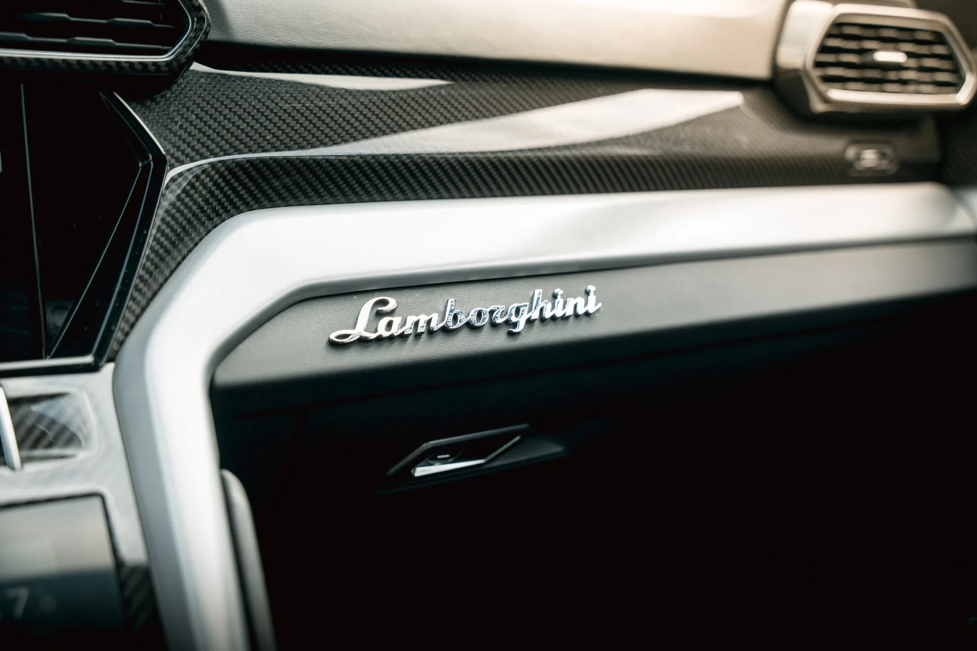2020 Lamborghini Urus, 19/30