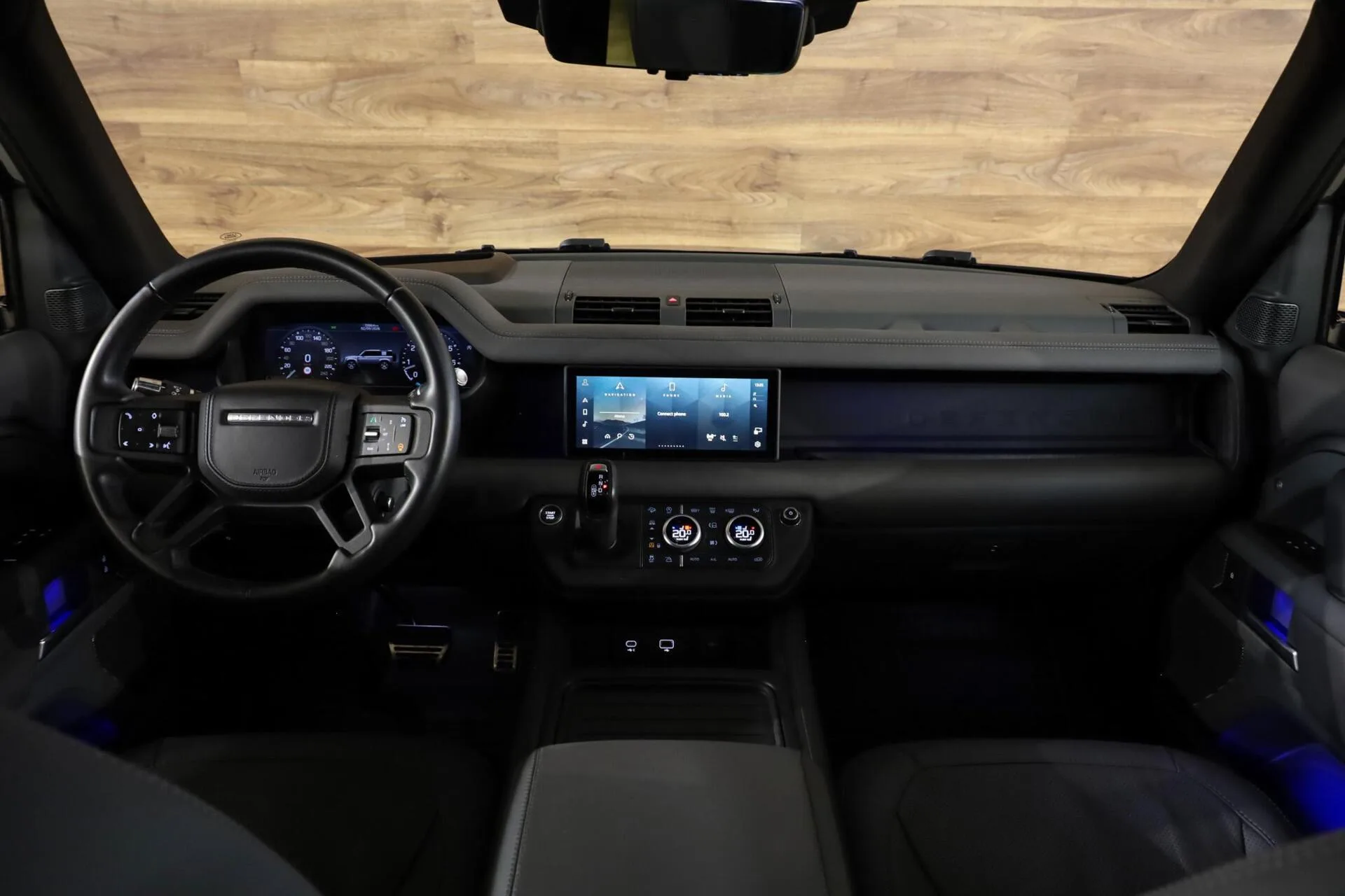 2020 Land Rover Defender 110 P400 HSE, 3/30