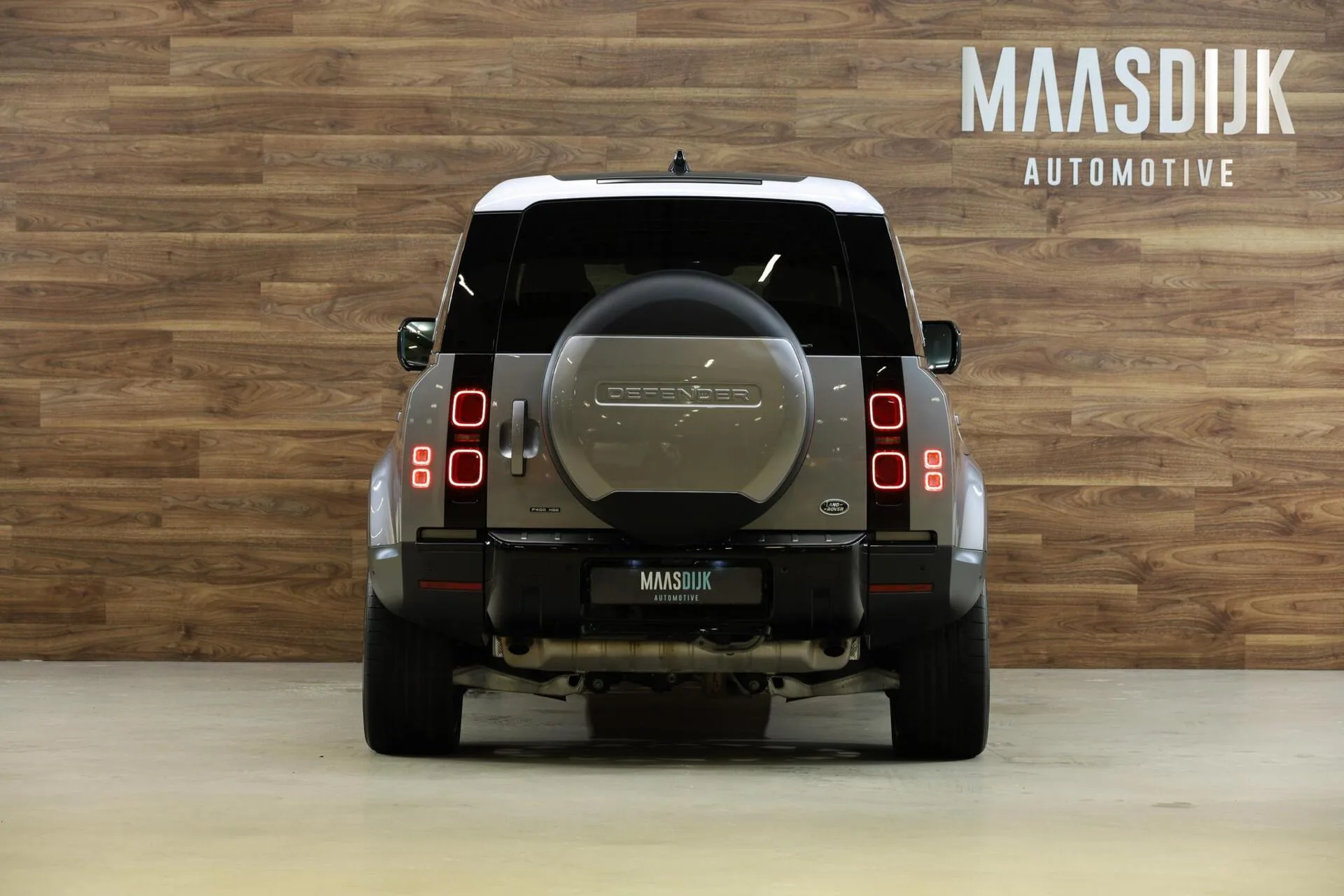 2020 Land Rover Defender 110 P400 HSE, 8/30